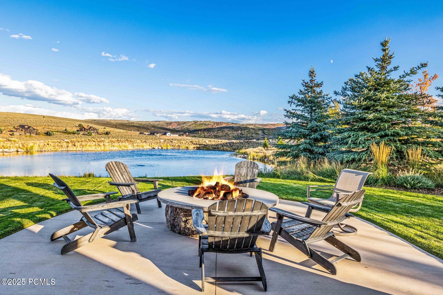 Heber City, Utah 84032, United States, 4 Bedrooms Bedrooms, ,5 BathroomsBathrooms,Residential,Active,202140