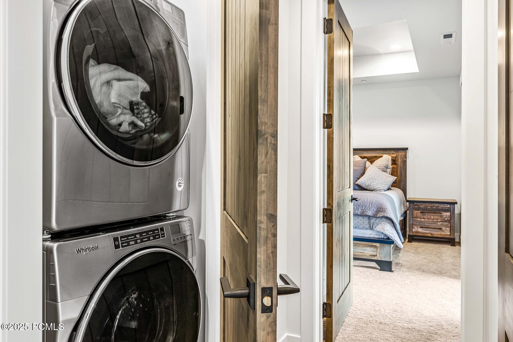 Heber City, Utah 84032, United States, 4 Bedrooms Bedrooms, ,5 BathroomsBathrooms,Residential,Active,202140