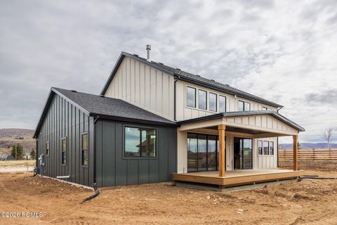 Homes For Sale - 850 Lazy Way<br/> Francis, UT 84036