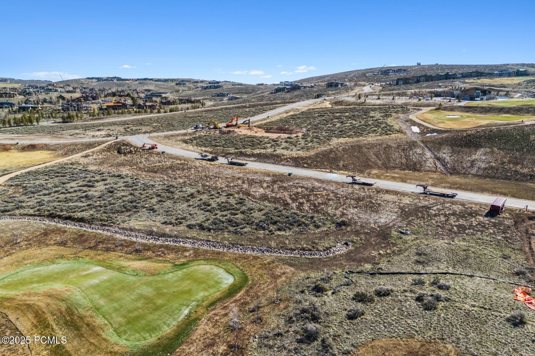 Park City, Utah 84098, United States, 4 Bedrooms Bedrooms, ,6 BathroomsBathrooms,Residential,Pending,189482