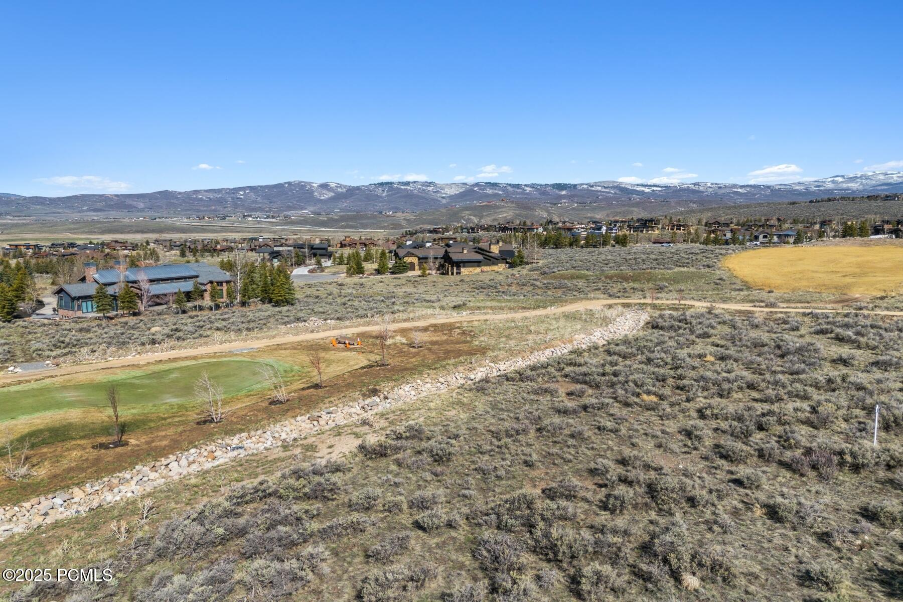 Park City, Utah 84098, United States, 4 Bedrooms Bedrooms, ,6 BathroomsBathrooms,Residential,Pending,189482