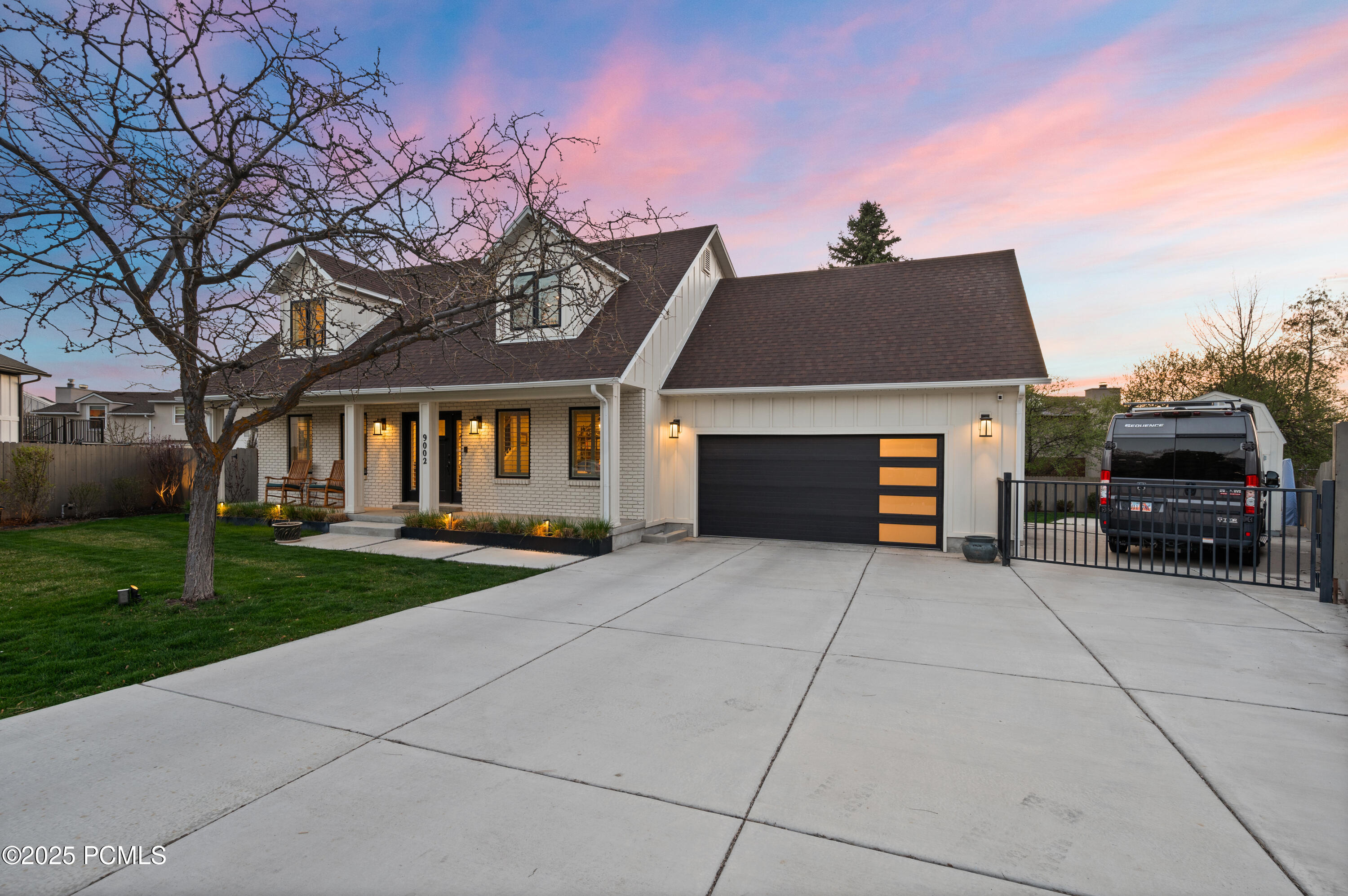 9002 S Huckleberry Ct Ct, Sandy, Utah image 2