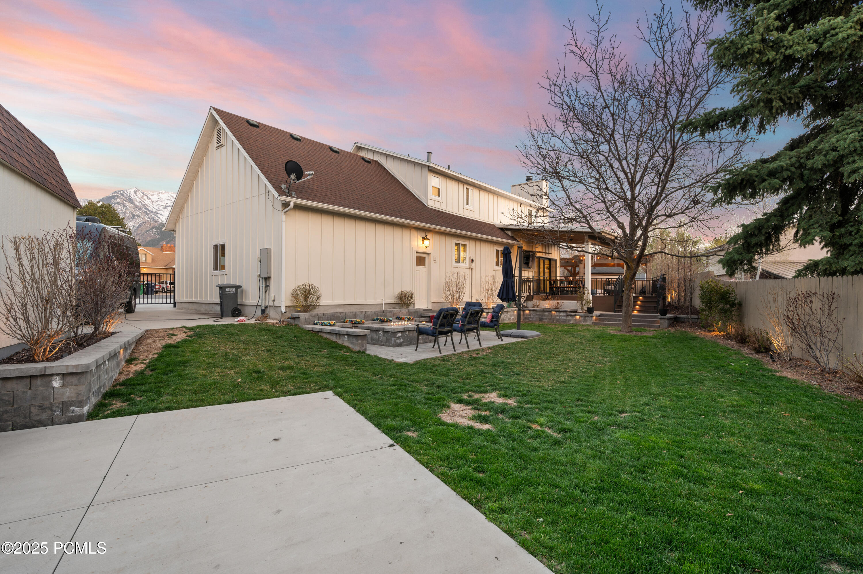 9002 S Huckleberry Ct Ct, Sandy, Utah image 47