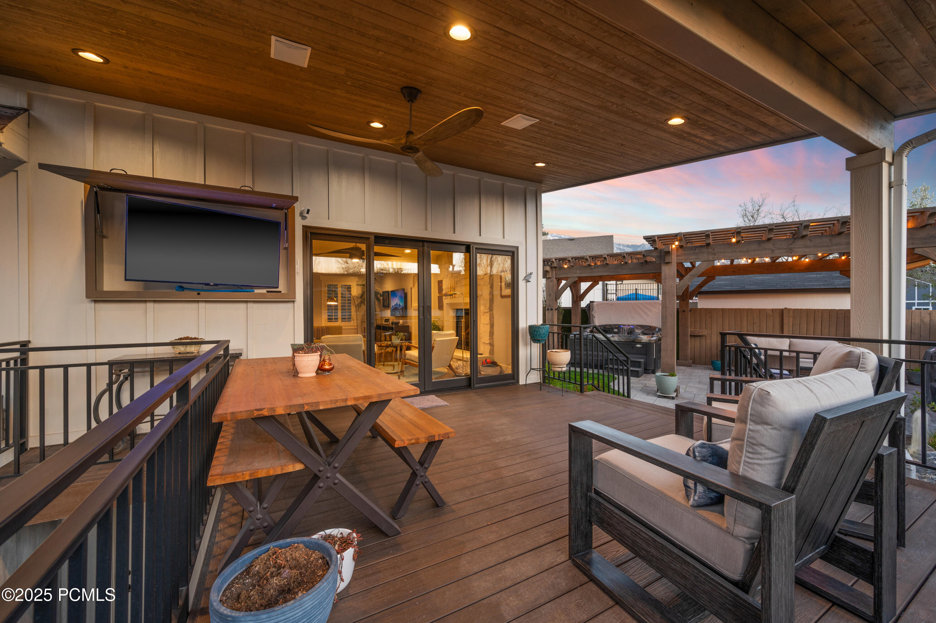 9002 S Huckleberry Ct Ct, Sandy, Utah image 43