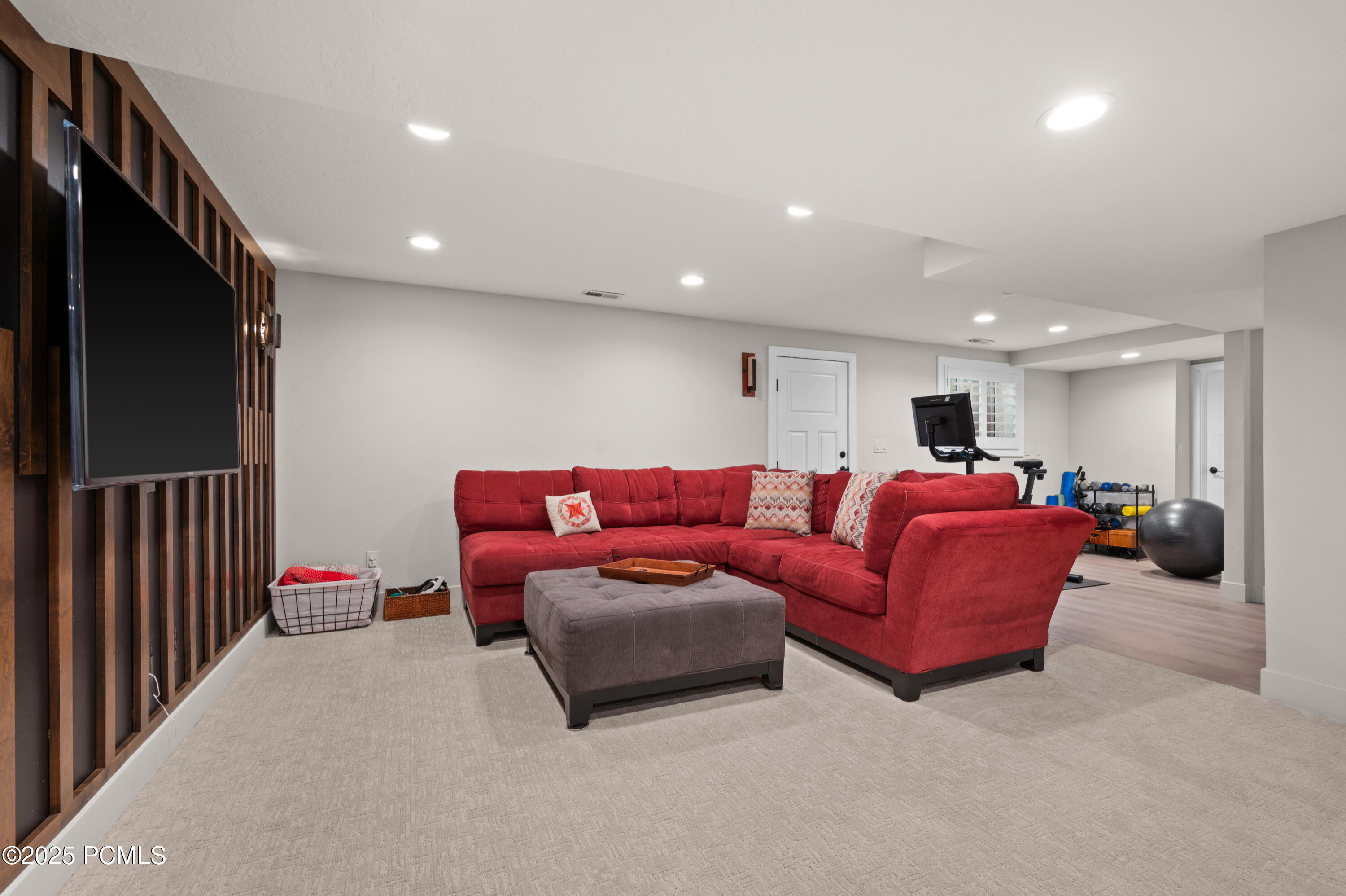 9002 S Huckleberry Ct Ct, Sandy, Utah image 30