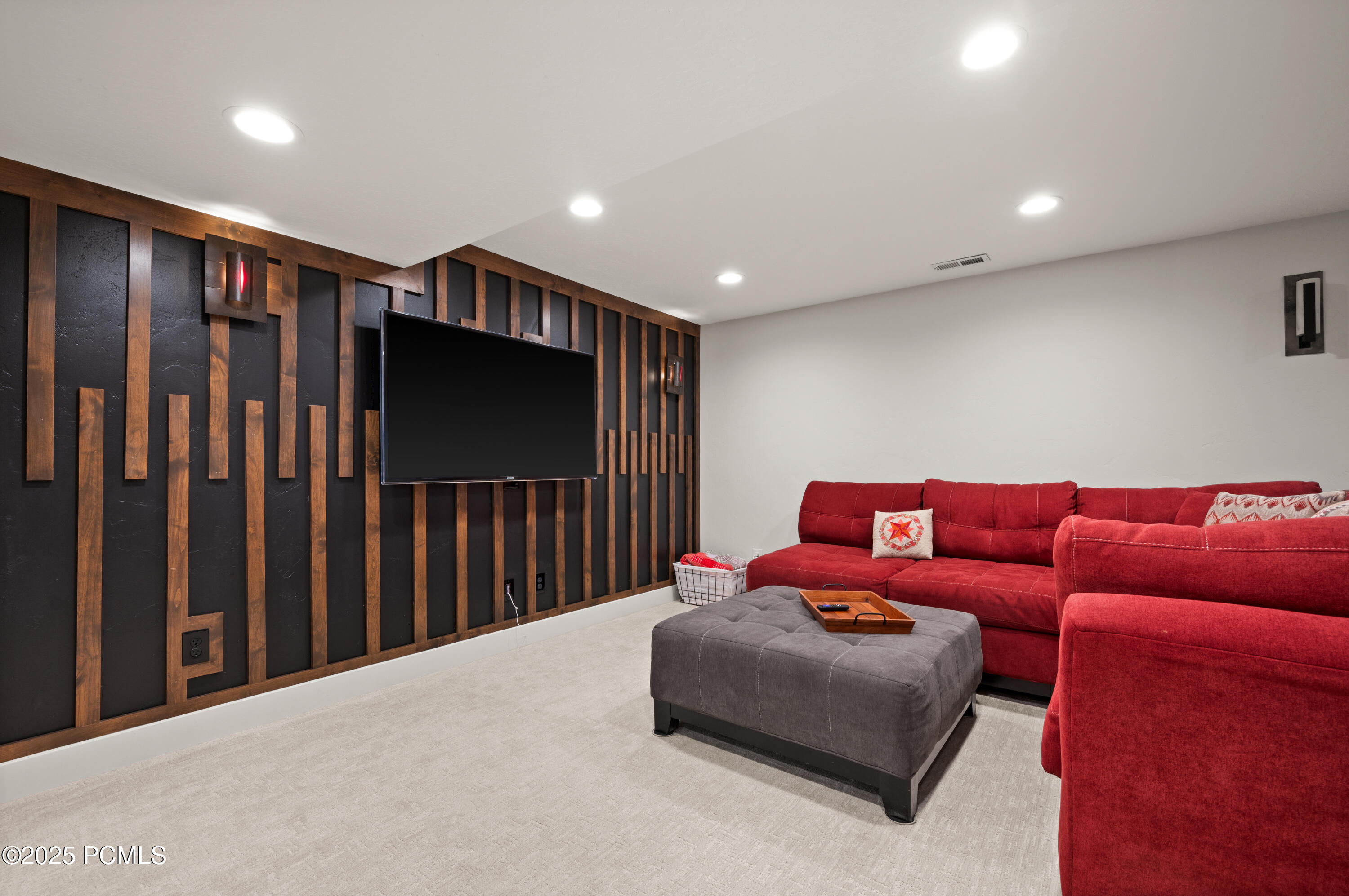 9002 S Huckleberry Ct Ct, Sandy, Utah image 31