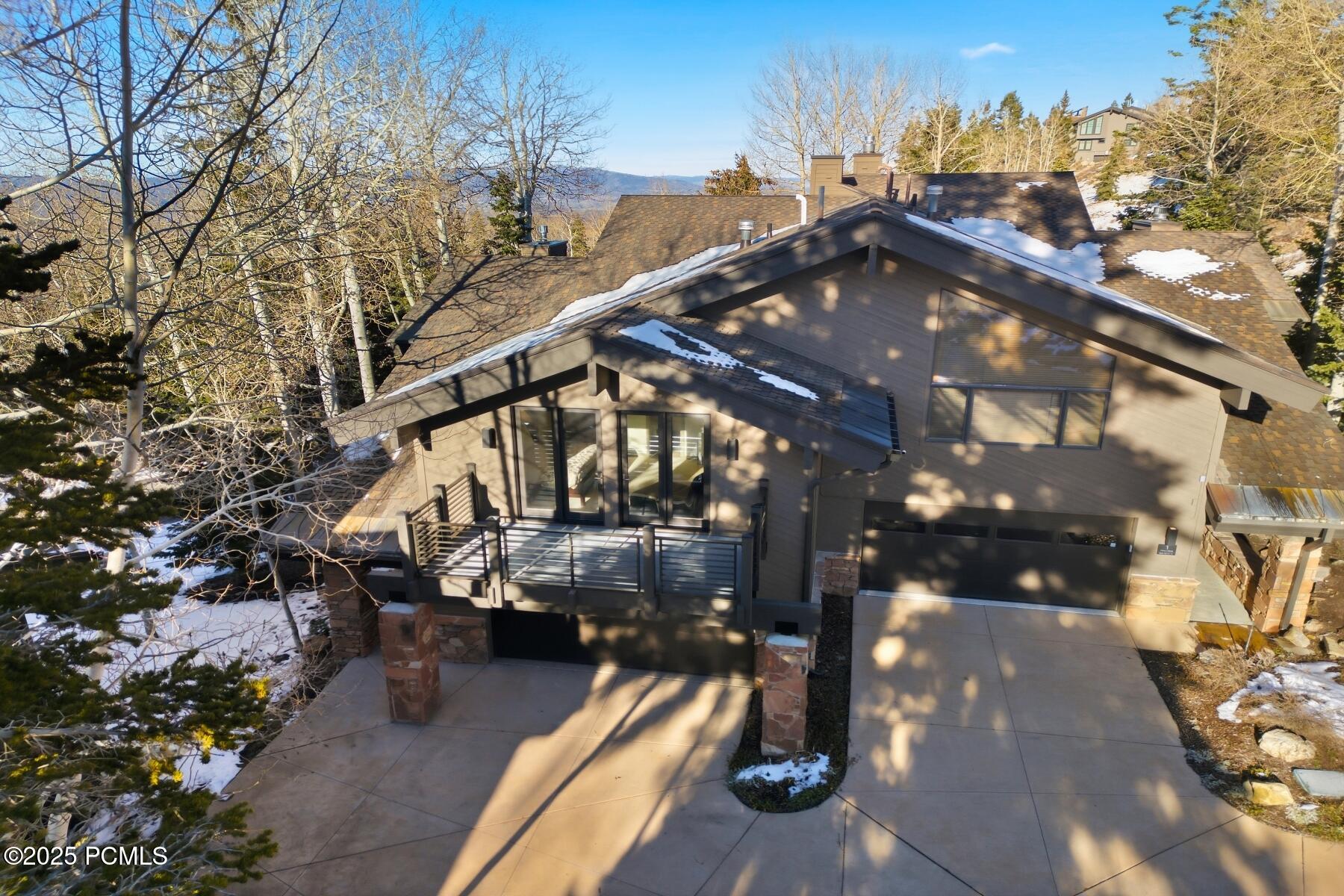 Park City, Utah 84060, United States, 4 Bedrooms Bedrooms, ,5 BathroomsBathrooms,Residential,Active,255505