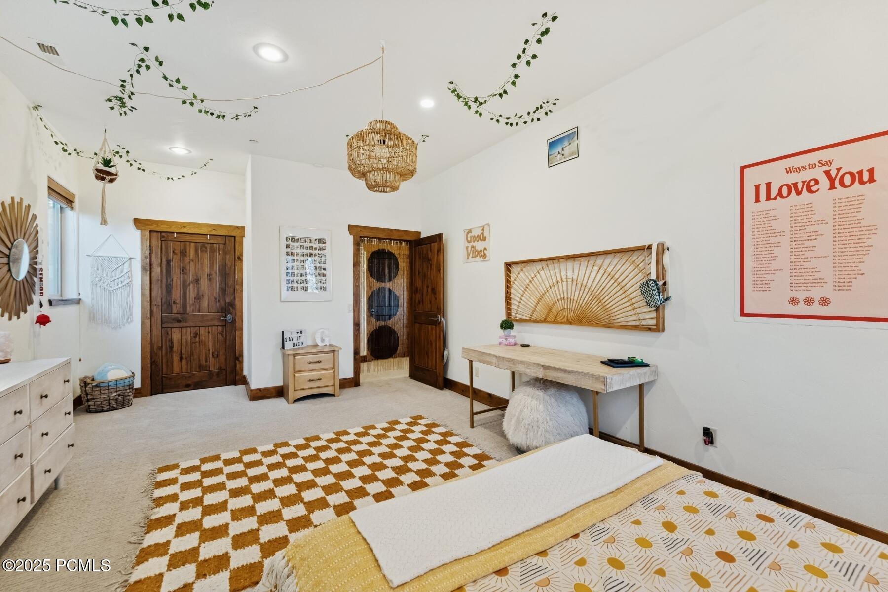 Kamas, Utah 84036, United States, 5 Bedrooms Bedrooms, ,4 BathroomsBathrooms,Residential,Active,233201