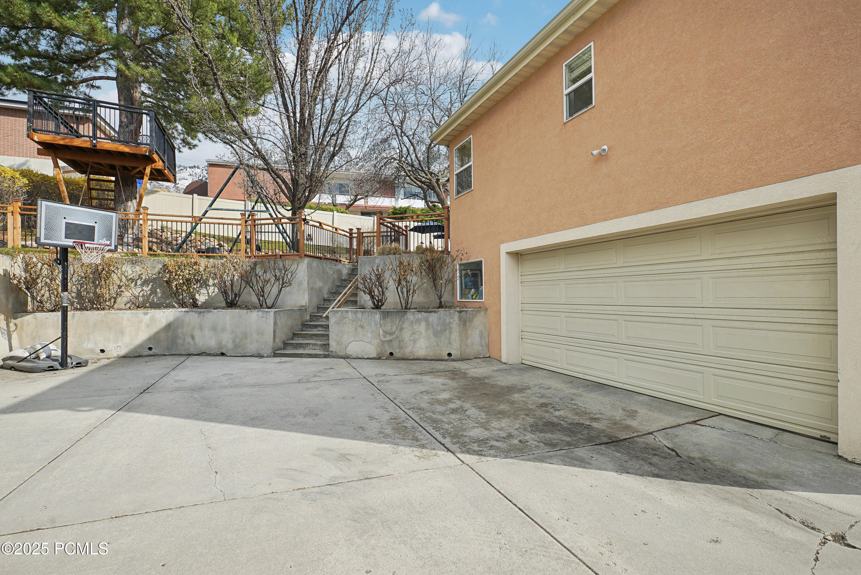 3391 E Brockbank Drive, Salt Lake City, Utah image 7