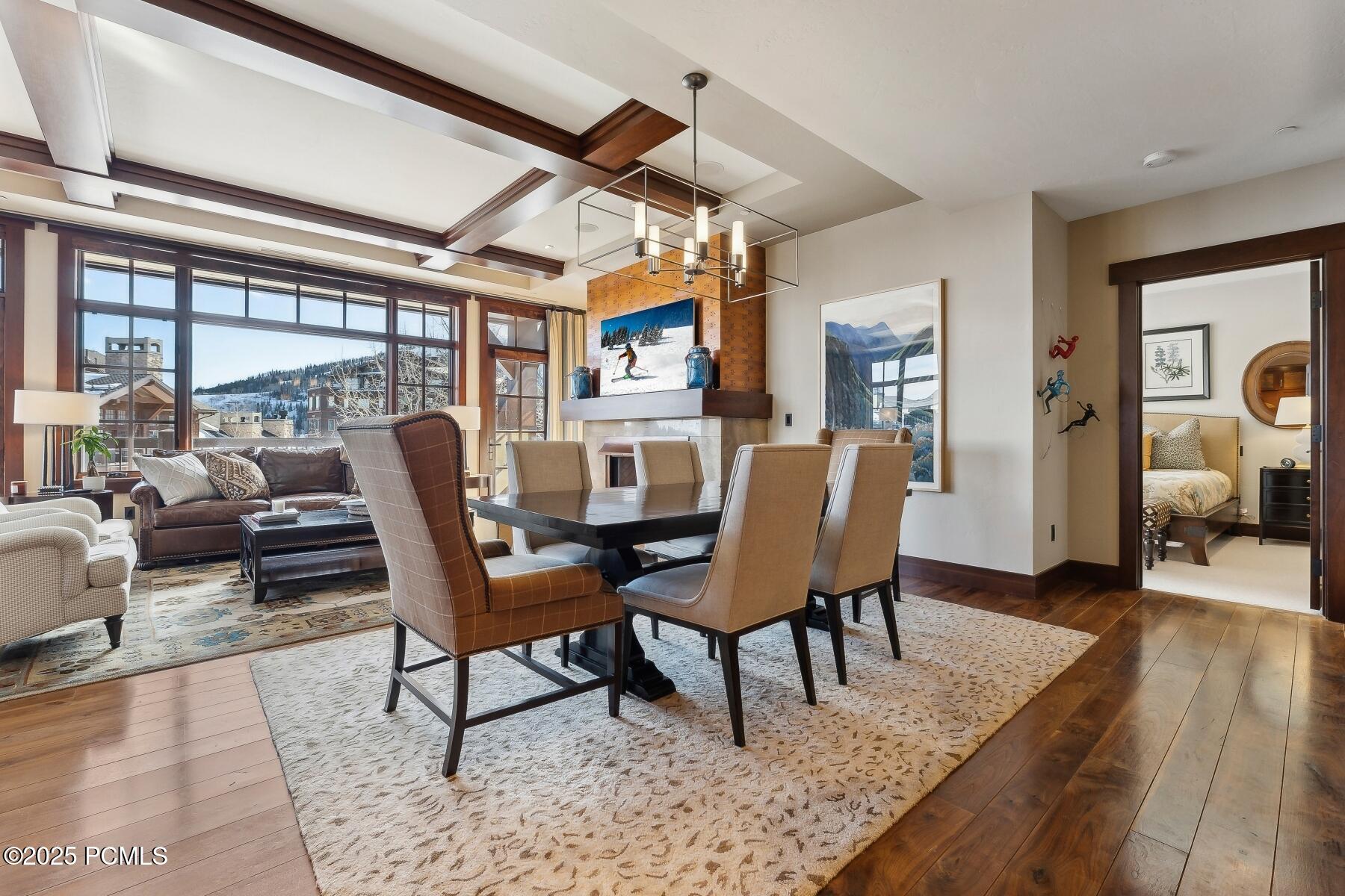 Park City, Utah 84060, United States, 3 Bedrooms Bedrooms, ,4 BathroomsBathrooms,Residential,Pending,97546