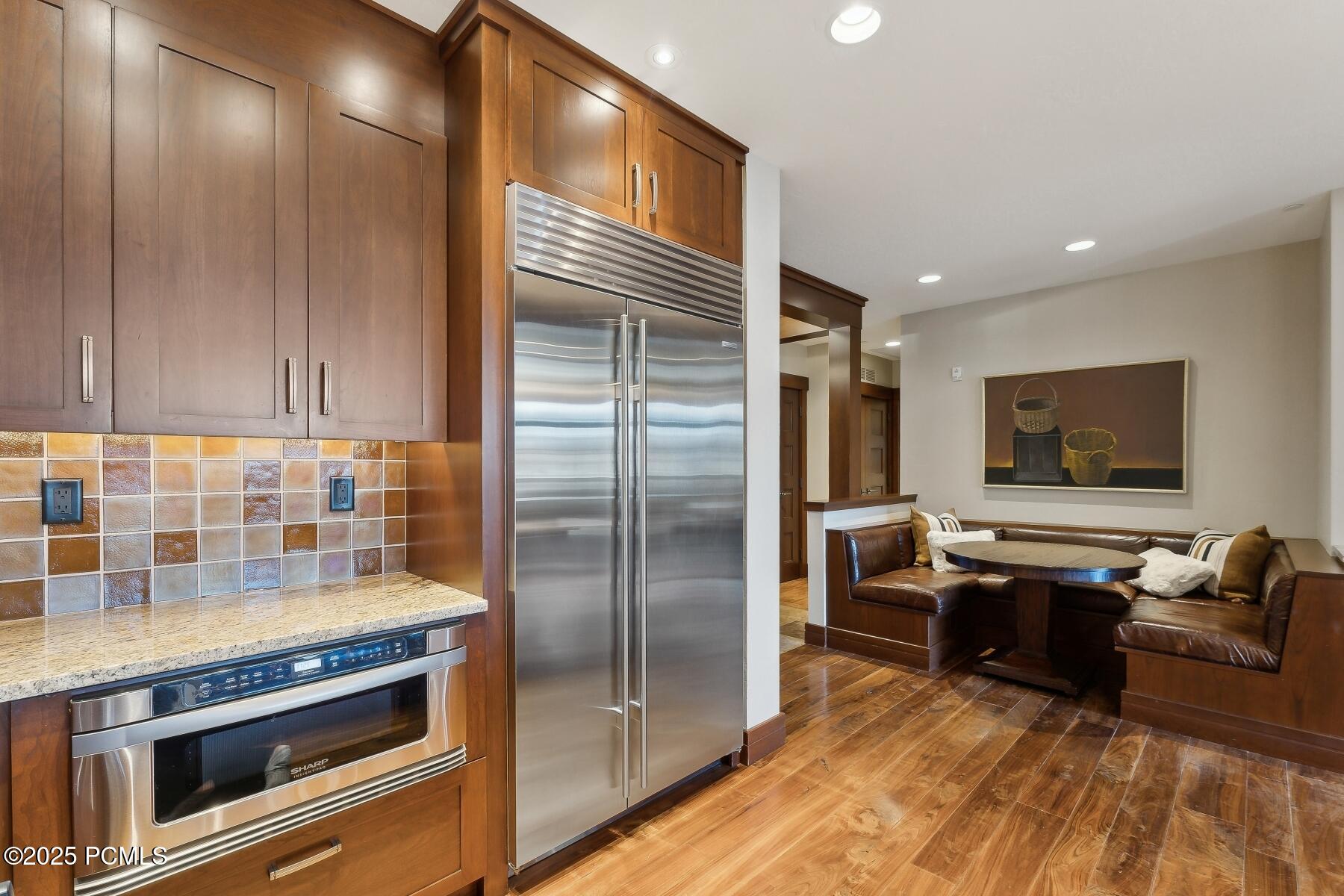 Park City, Utah 84060, United States, 3 Bedrooms Bedrooms, ,4 BathroomsBathrooms,Residential,Pending,97546