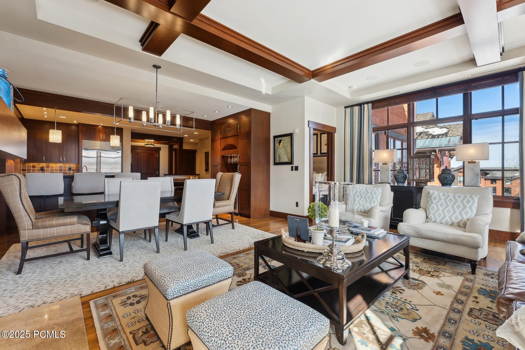 Park City, Utah 84060, United States, 3 Bedrooms Bedrooms, ,4 BathroomsBathrooms,Residential,Pending,97546