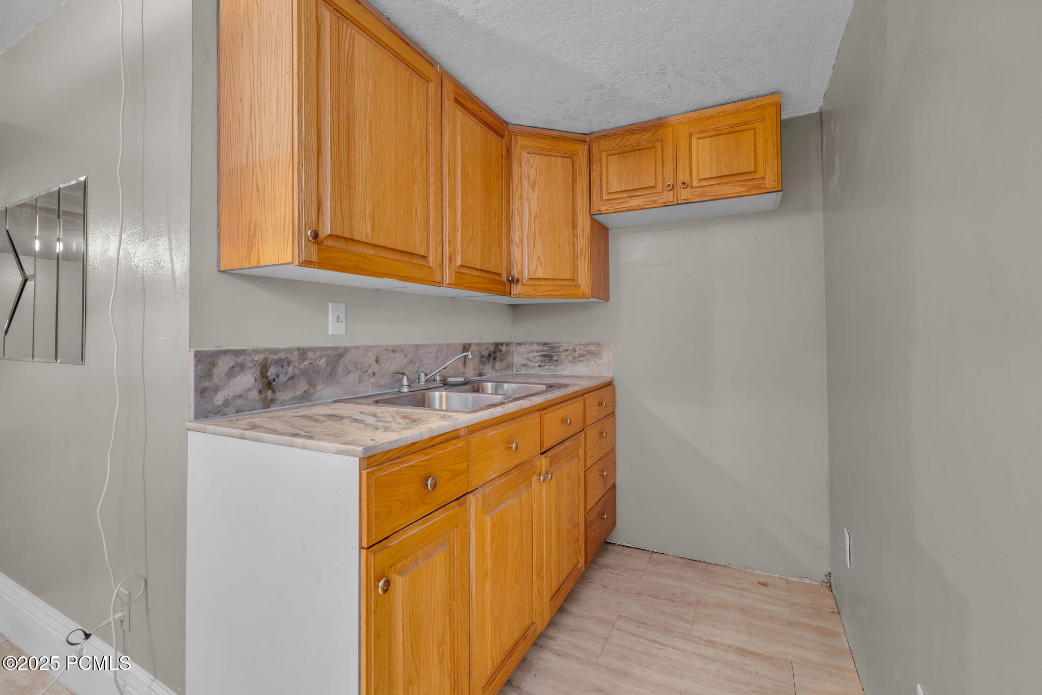 7390 S Harvest Ridge Drive, West Jordan, Utah image 27