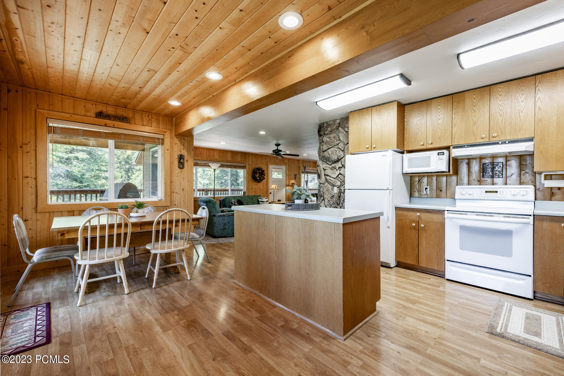 2387 Happiness Trail, Midway, Utah image 3