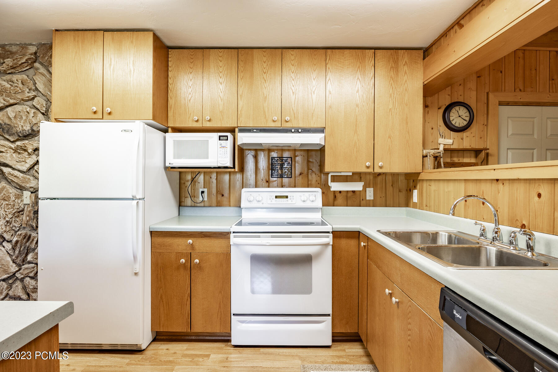 2387 Happiness Trail, Midway, Utah image 5