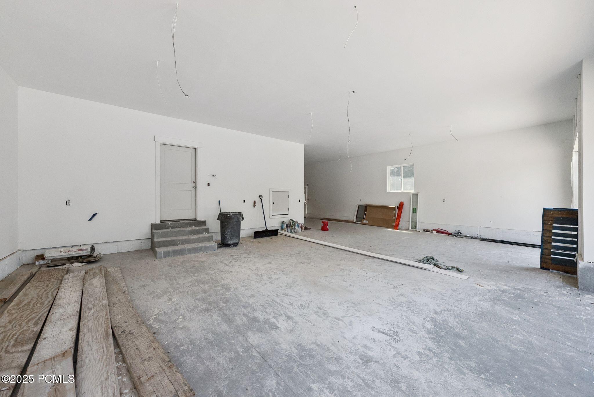 Heber City, Utah 84032, United States, 8 Bedrooms Bedrooms, ,4 BathroomsBathrooms,Residential,Active,111741