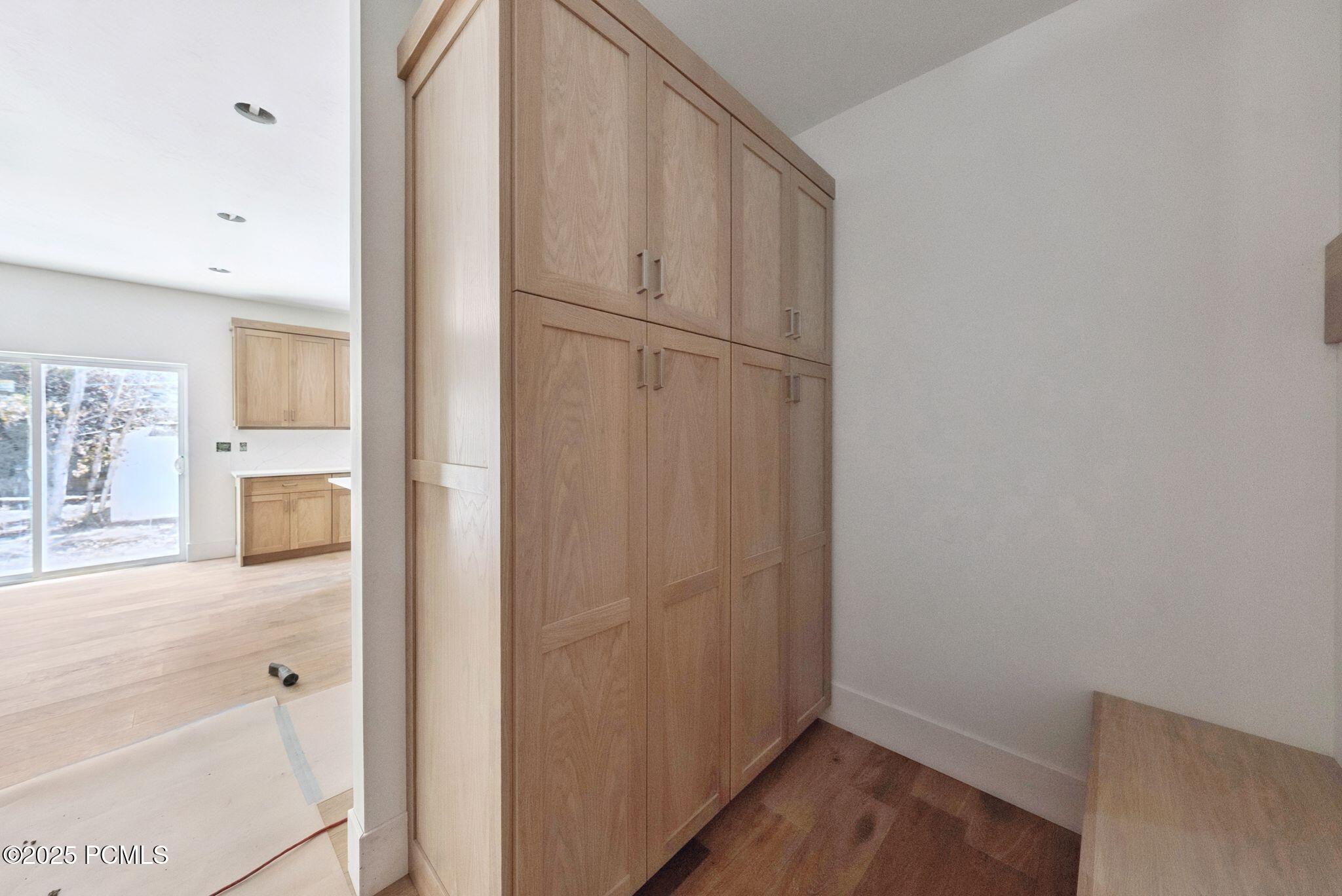 Heber City, Utah 84032, United States, 8 Bedrooms Bedrooms, ,4 BathroomsBathrooms,Residential,Active,111741