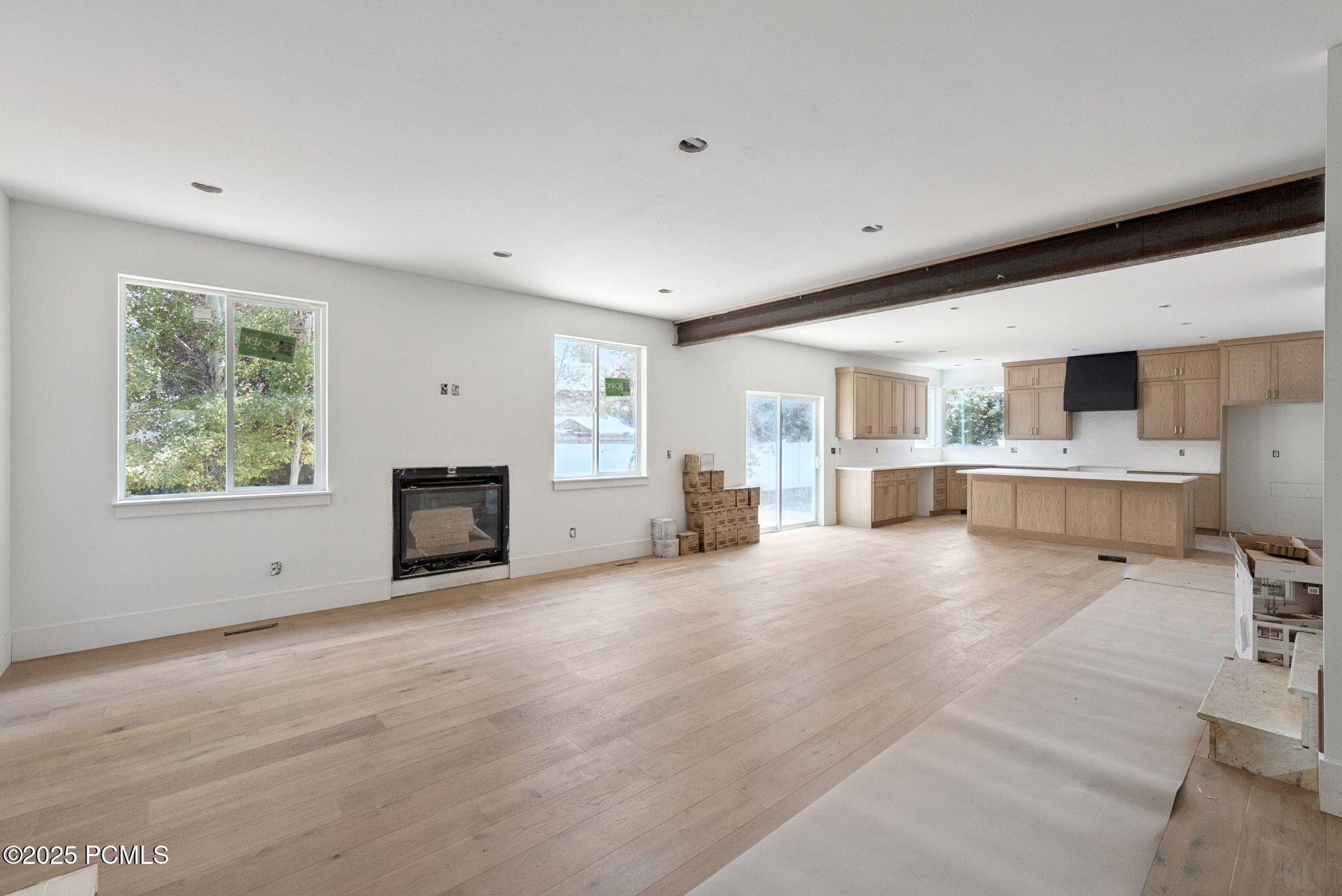 Heber City, Utah 84032, United States, 8 Bedrooms Bedrooms, ,4 BathroomsBathrooms,Residential,Active,111741