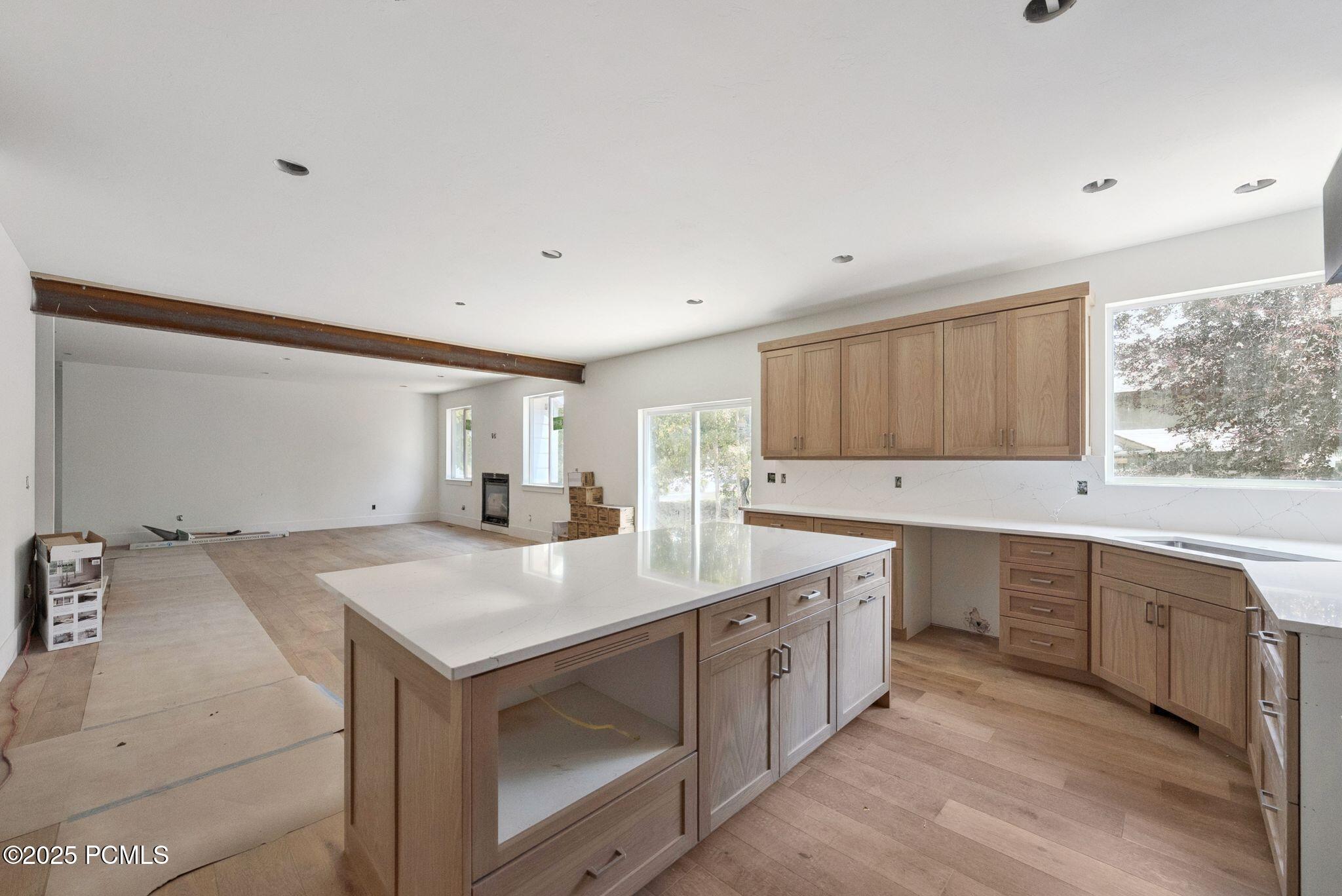 Heber City, Utah 84032, United States, 8 Bedrooms Bedrooms, ,4 BathroomsBathrooms,Residential,Active,111741