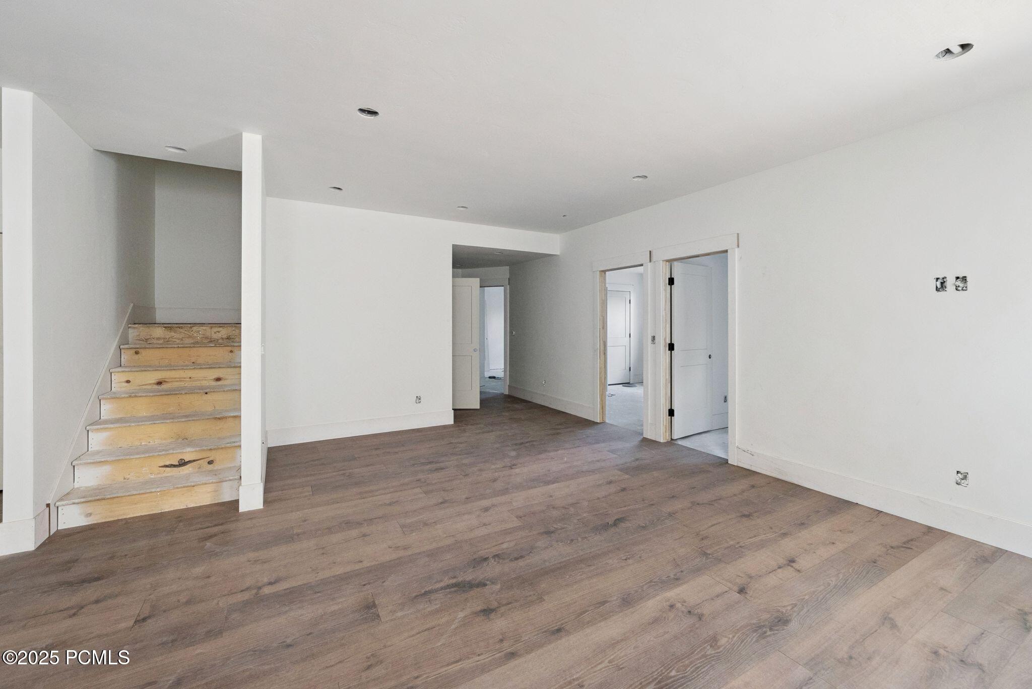 Heber City, Utah 84032, United States, 8 Bedrooms Bedrooms, ,4 BathroomsBathrooms,Residential,Active,111741