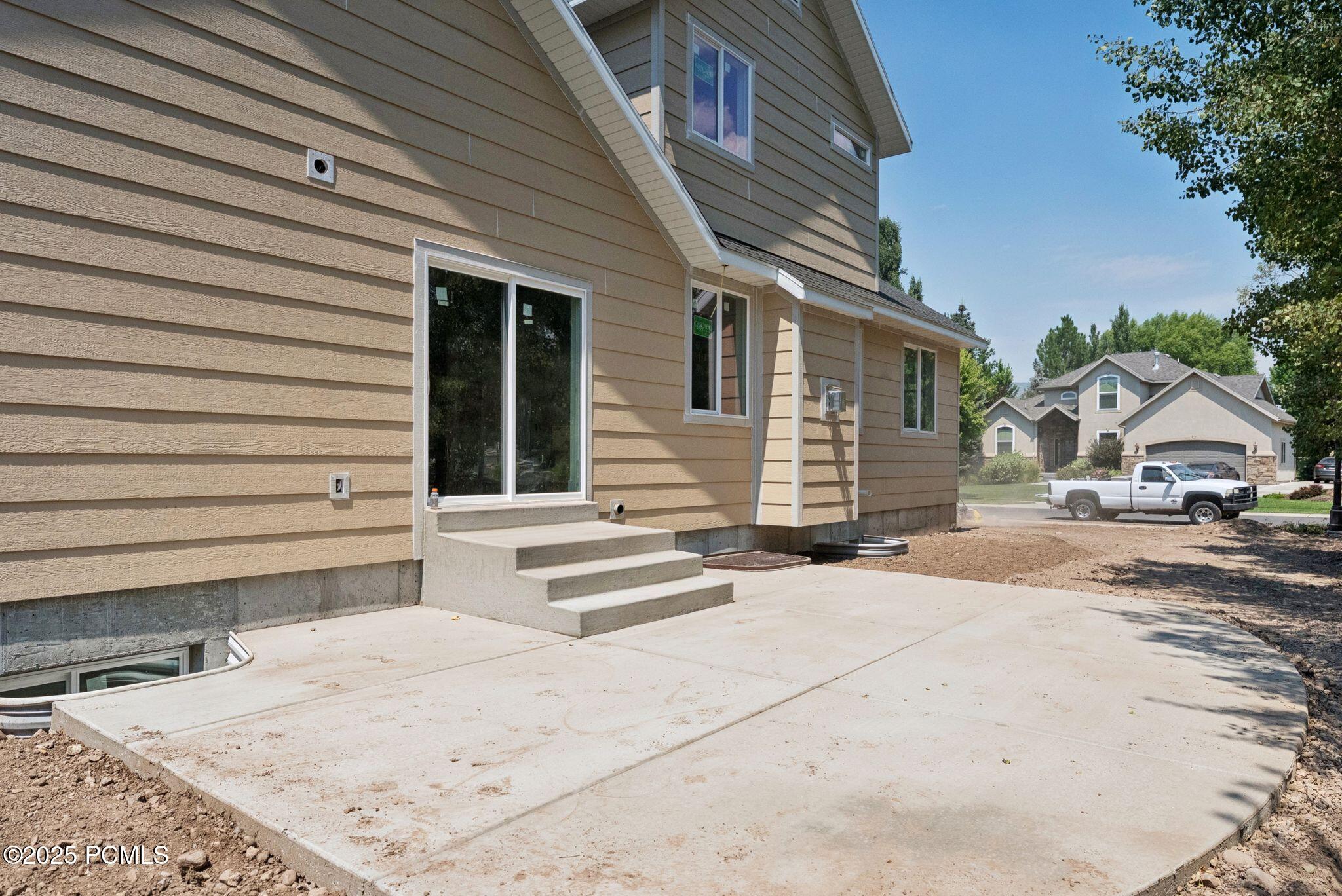 Heber City, Utah 84032, United States, 8 Bedrooms Bedrooms, ,4 BathroomsBathrooms,Residential,Active,111741