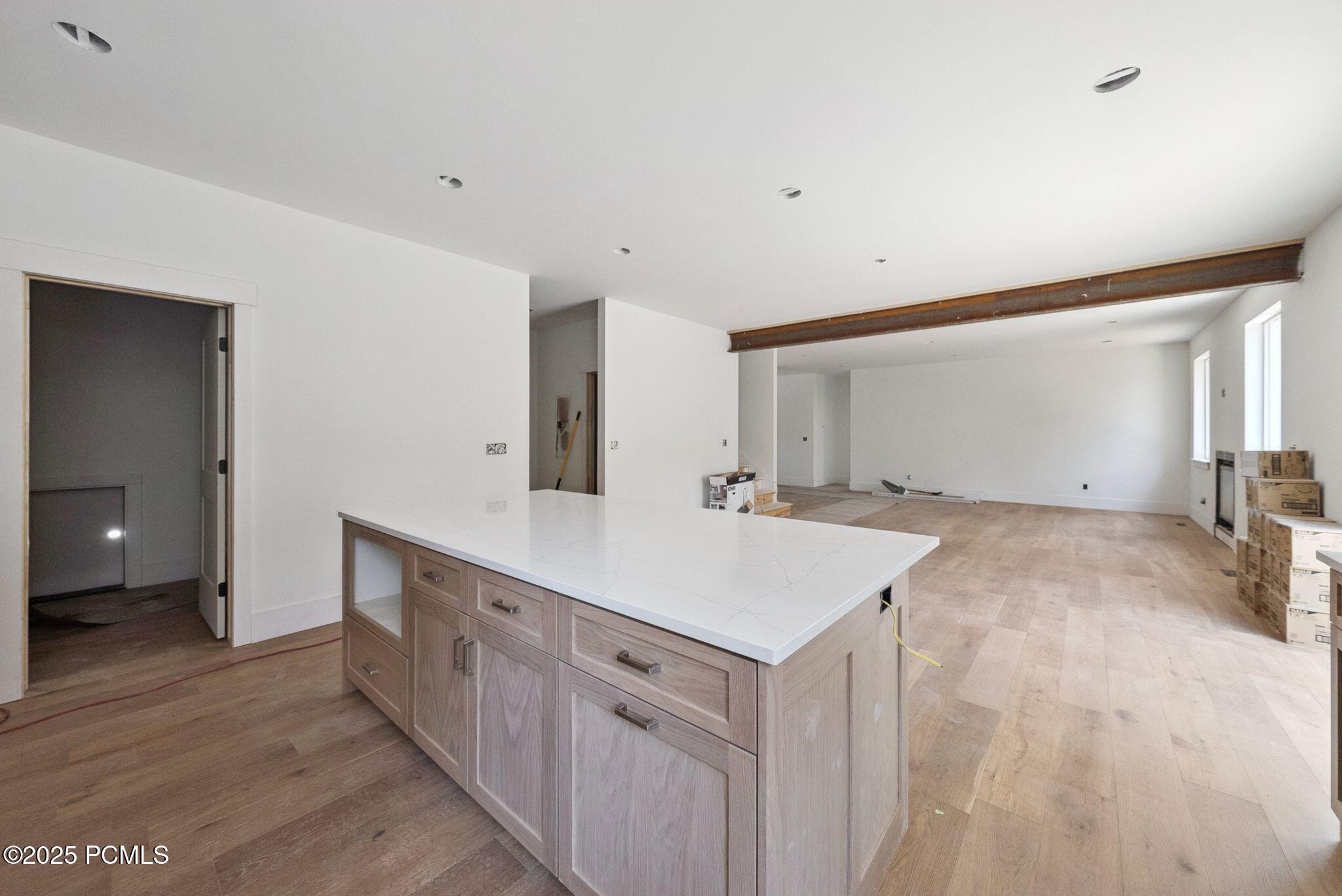 Heber City, Utah 84032, United States, 8 Bedrooms Bedrooms, ,4 BathroomsBathrooms,Residential,Active,111741