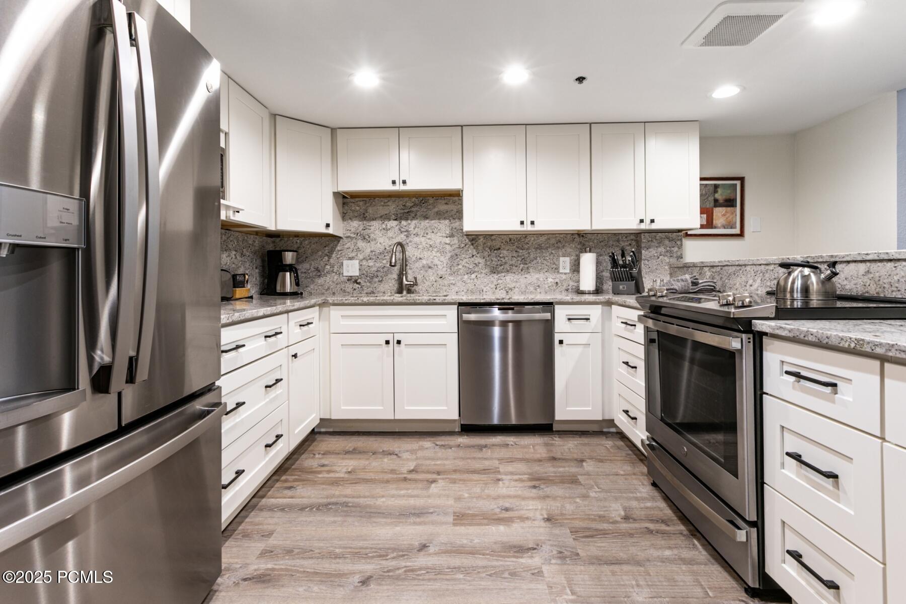 1485 Empire Avenue #511, Park City, Utah image 16
