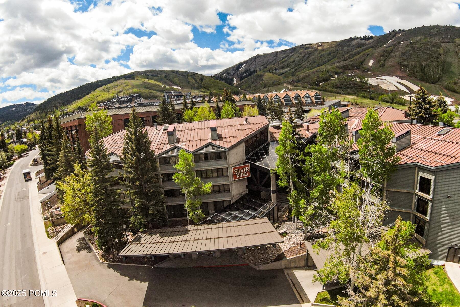 1485 Empire Avenue #511, Park City, Utah image 2