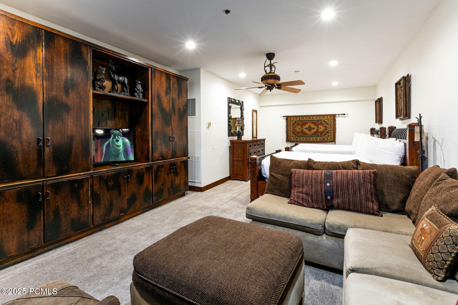1485 Empire Avenue #511, Park City, Utah image 33