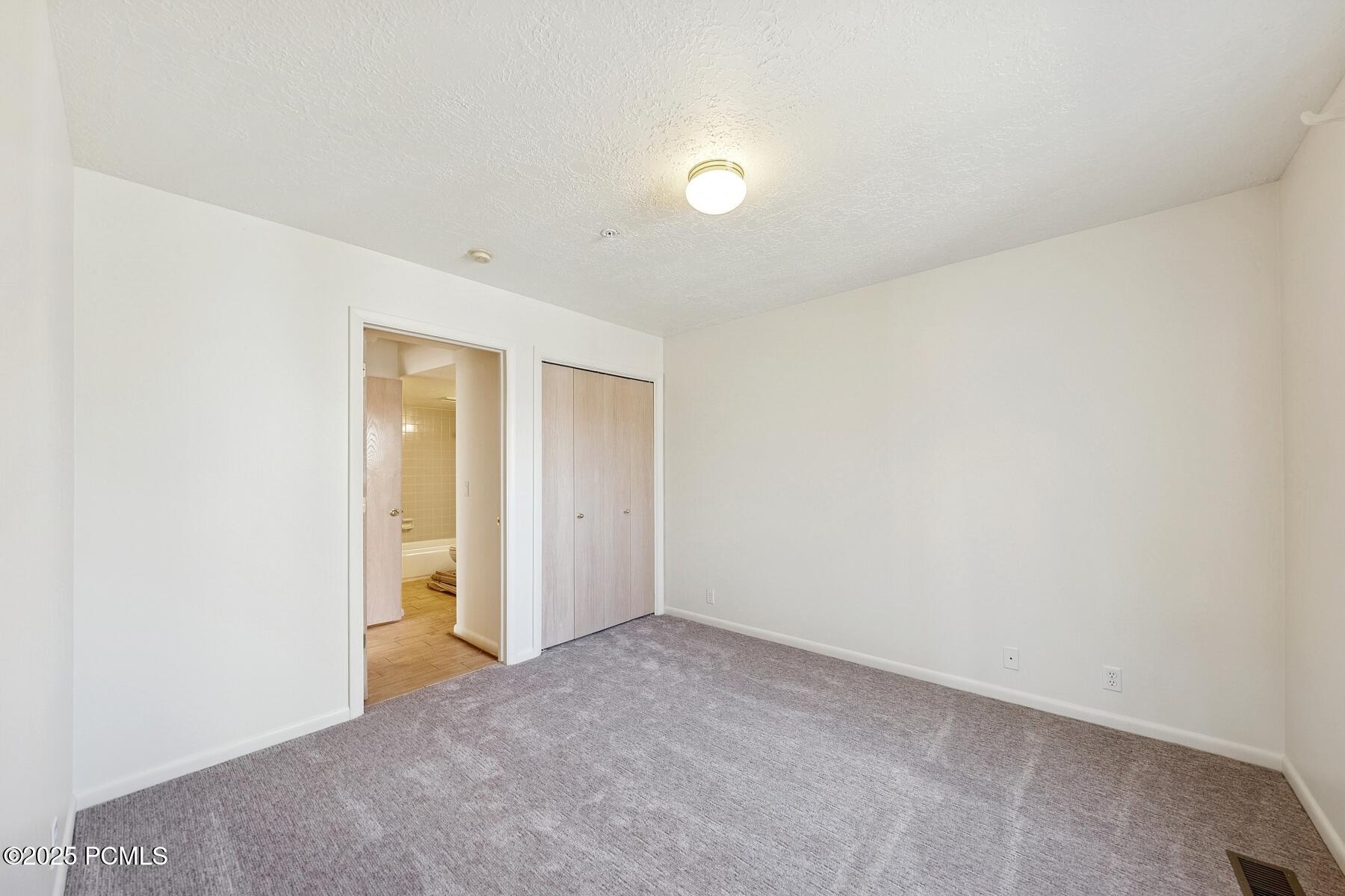 Park City, Utah 84098, United States, 3 Bedrooms Bedrooms, ,3 BathroomsBathrooms,Residential,Active,237750