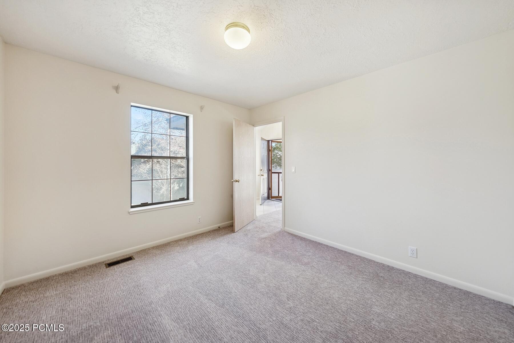 Park City, Utah 84098, United States, 3 Bedrooms Bedrooms, ,3 BathroomsBathrooms,Residential,Active,237750