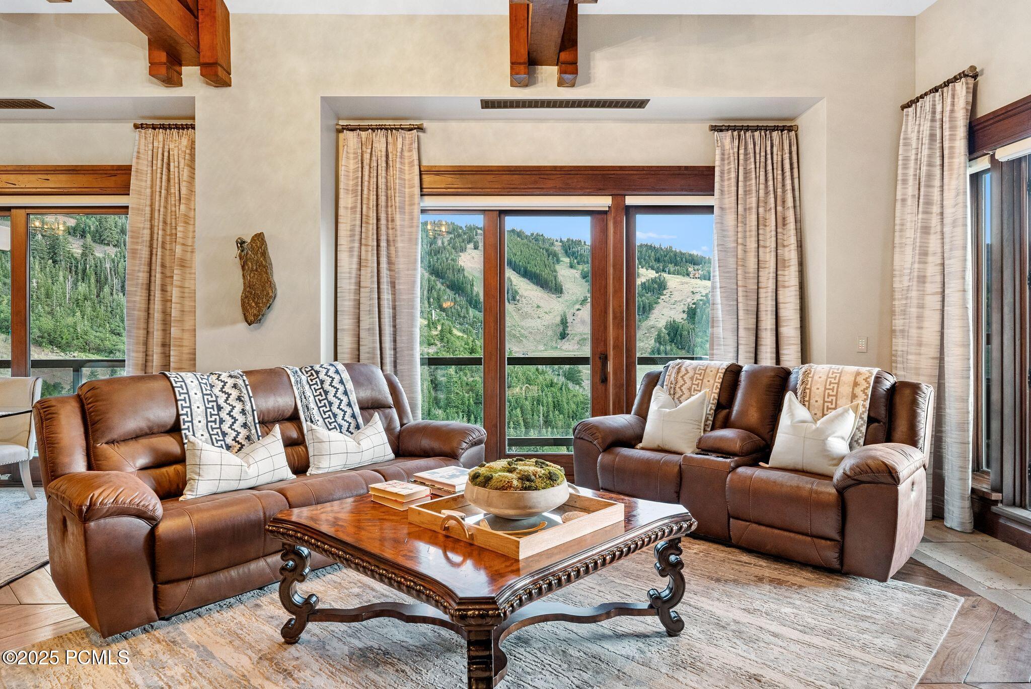 Park City, Utah 84060, United States, 5 Bedrooms Bedrooms, ,7 BathroomsBathrooms,Residential,Active,184687