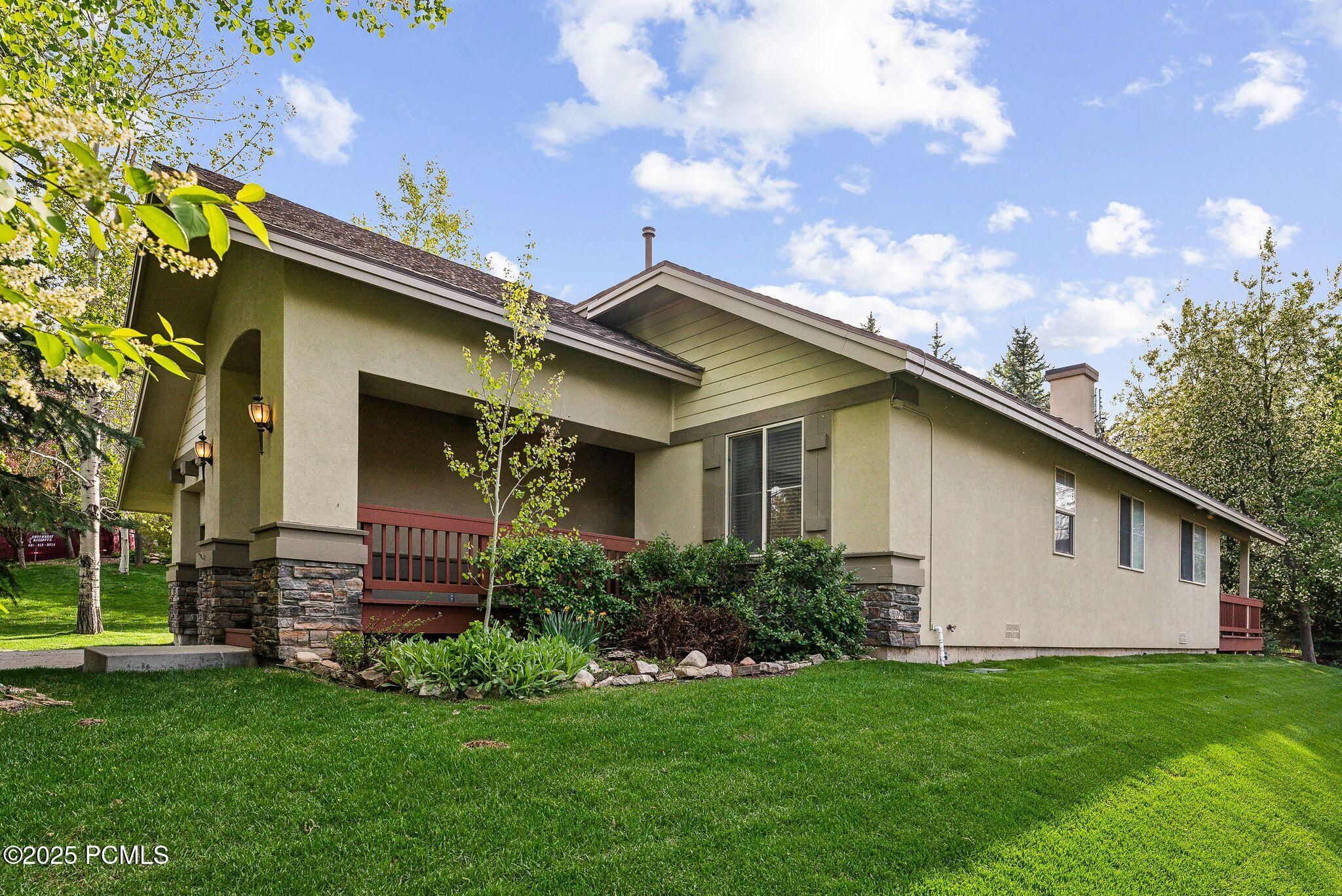4059 N Flanders Way, Park City, Utah image 2