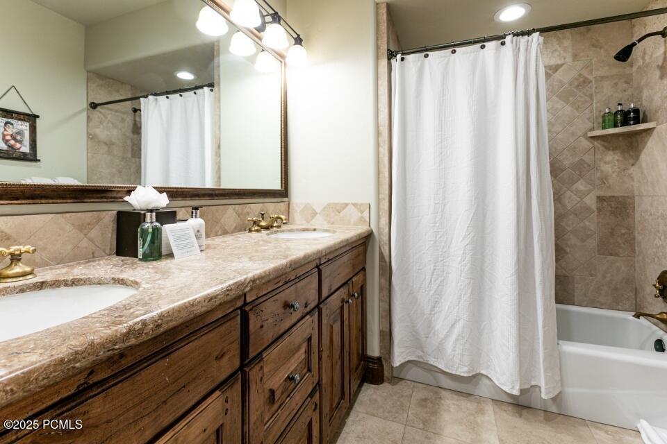 Park City, Utah 84060, United States, 4 Bedrooms Bedrooms, ,6 BathroomsBathrooms,Residential,Active,155780