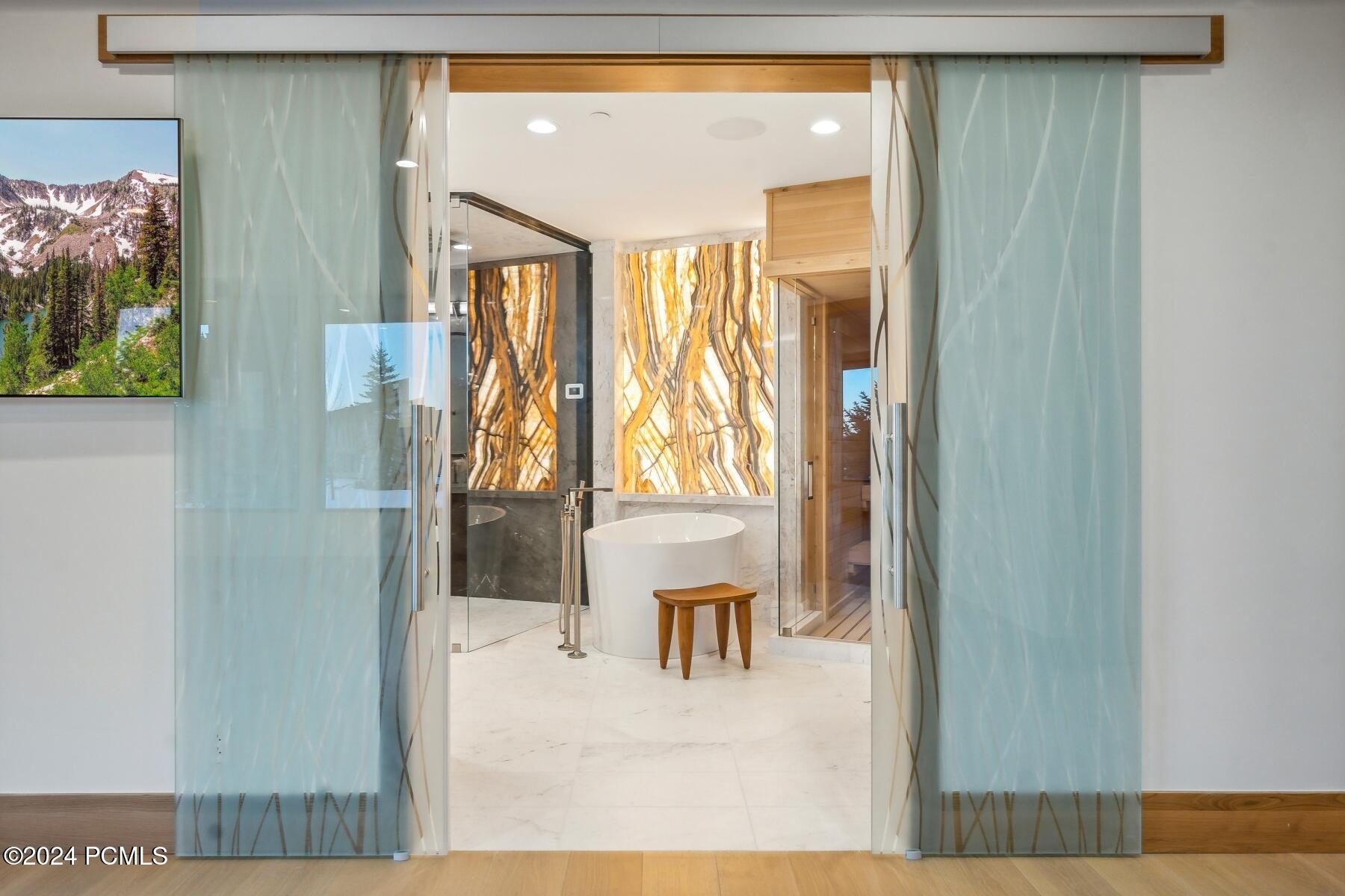 Park City, Utah 84098, United States, 6 Bedrooms Bedrooms, ,9 BathroomsBathrooms,Residential,Pending,41952