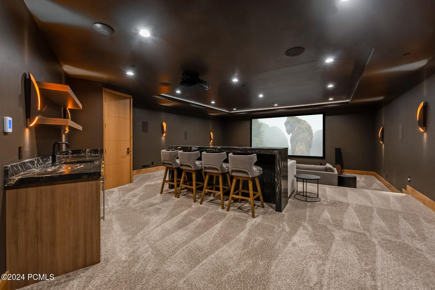 Park City, Utah 84098, United States, 6 Bedrooms Bedrooms, ,9 BathroomsBathrooms,Residential,Pending,41952