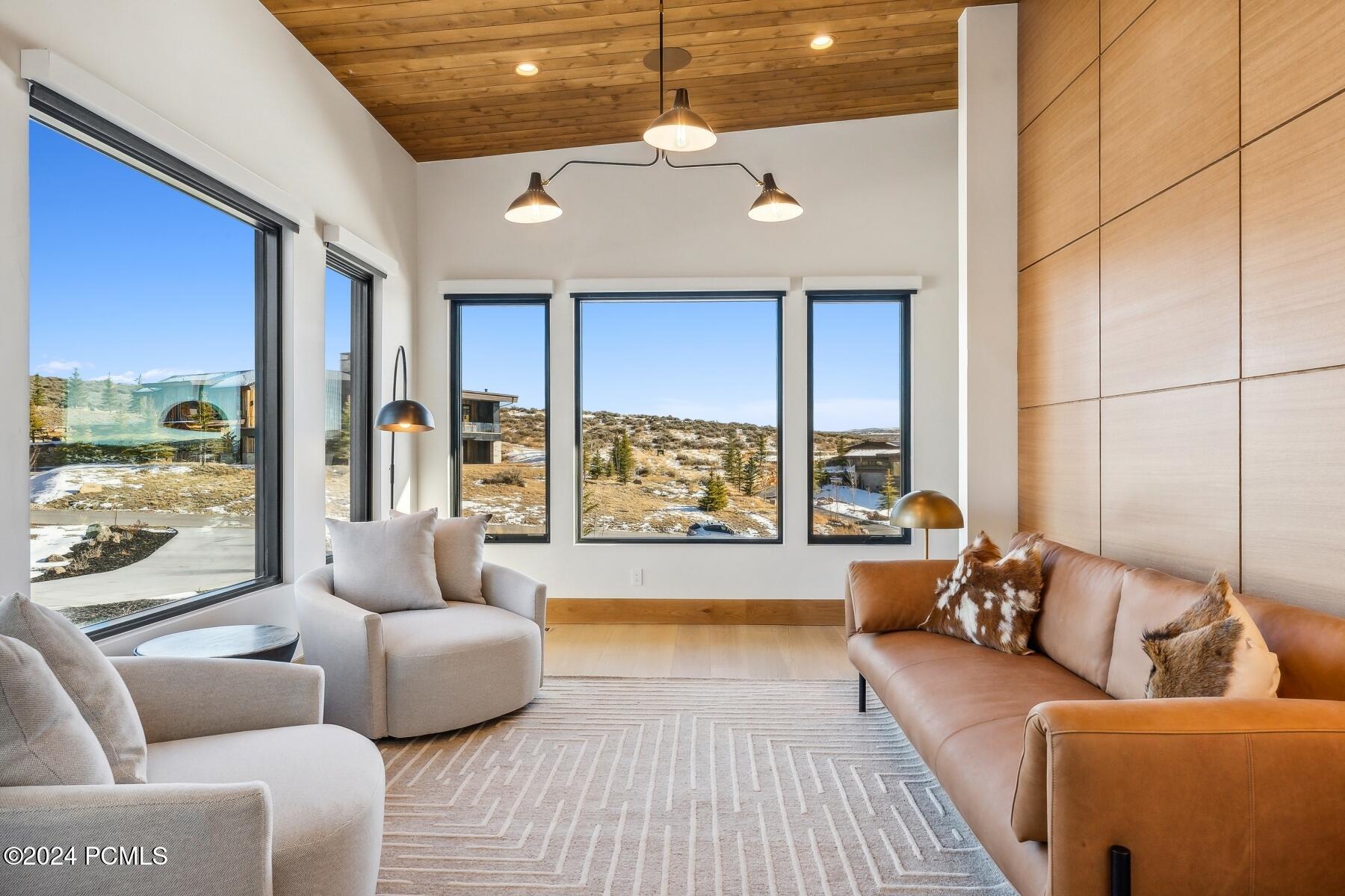 Park City, Utah 84098, United States, 6 Bedrooms Bedrooms, ,9 BathroomsBathrooms,Residential,Pending,41952