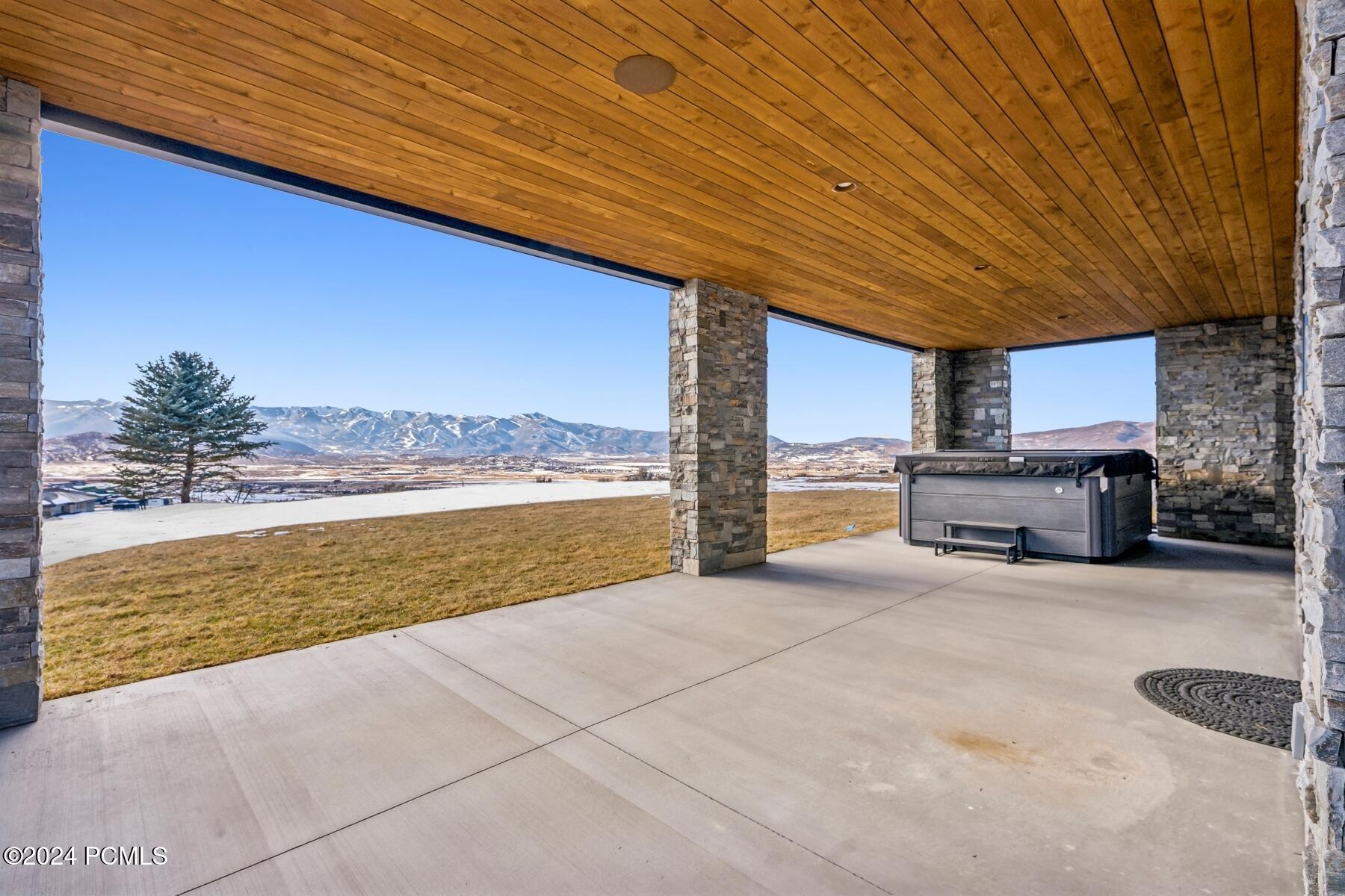 Park City, Utah 84098, United States, 6 Bedrooms Bedrooms, ,9 BathroomsBathrooms,Residential,Pending,41952