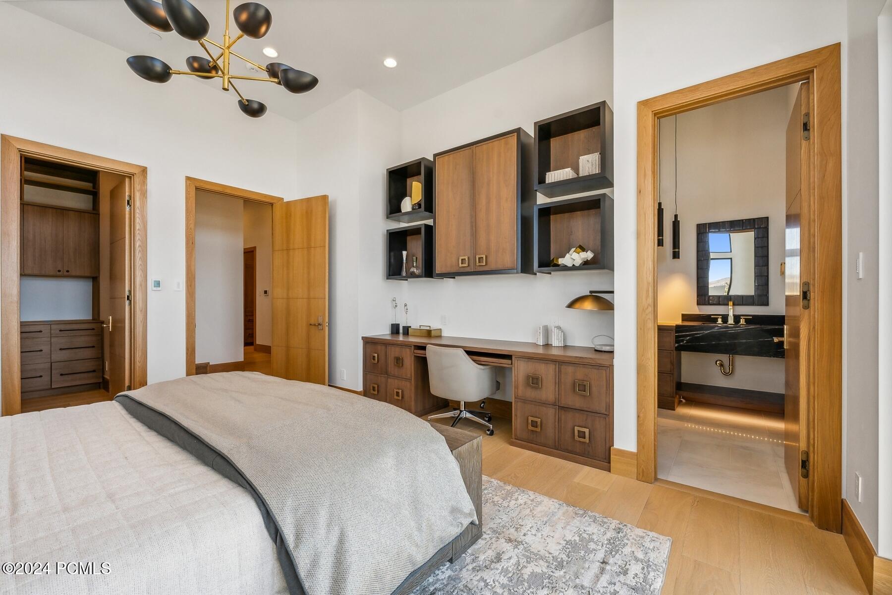 Park City, Utah 84098, United States, 6 Bedrooms Bedrooms, ,9 BathroomsBathrooms,Residential,Pending,41952