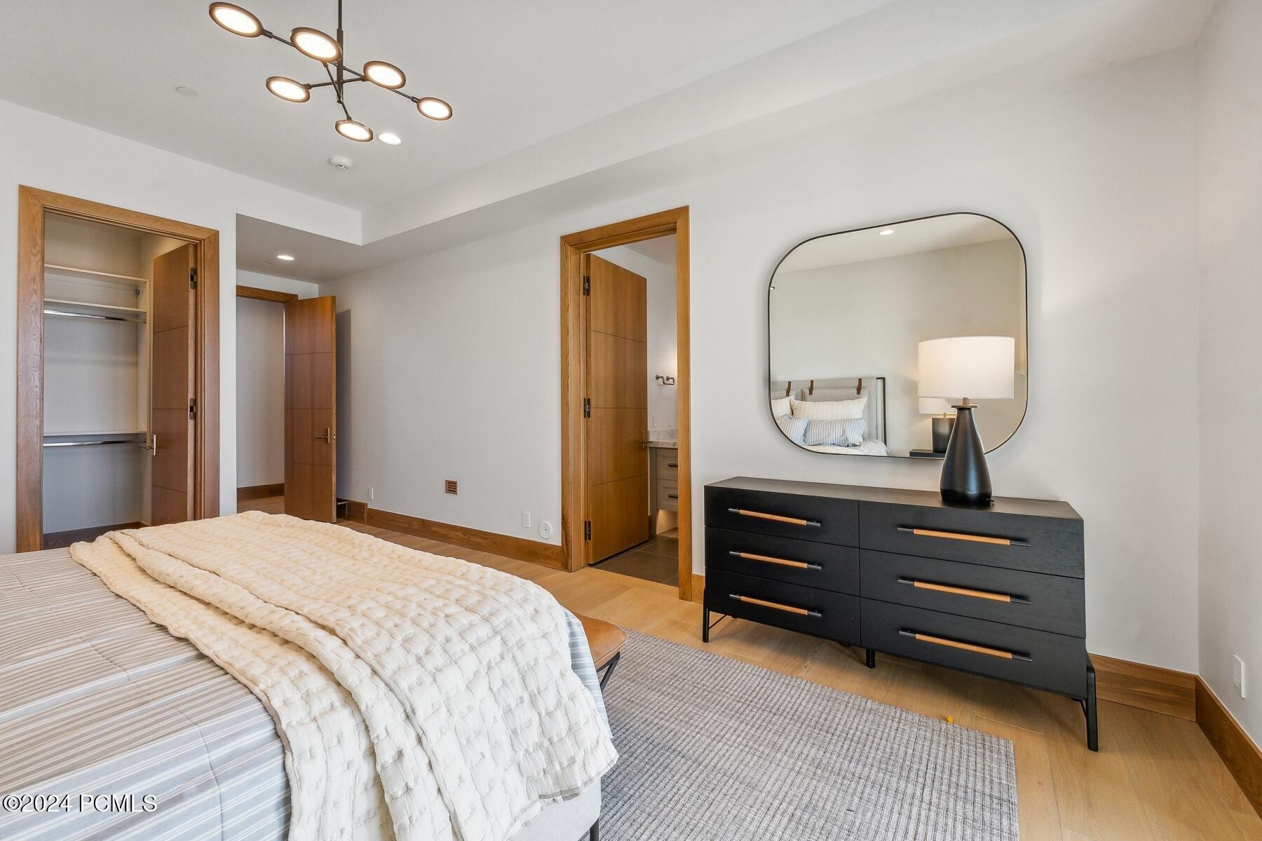 Park City, Utah 84098, United States, 6 Bedrooms Bedrooms, ,9 BathroomsBathrooms,Residential,Pending,41952