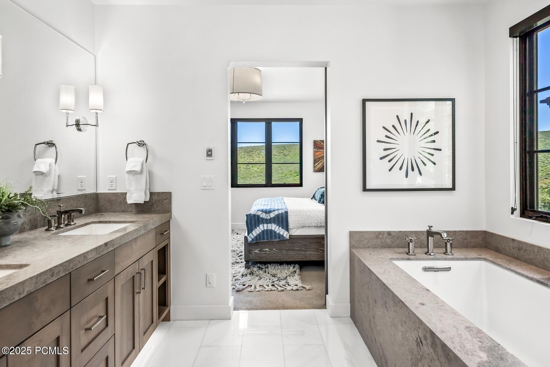 Park City, Utah 84098, United States, 4 Bedrooms Bedrooms, ,4 BathroomsBathrooms,Residential,Active,86007