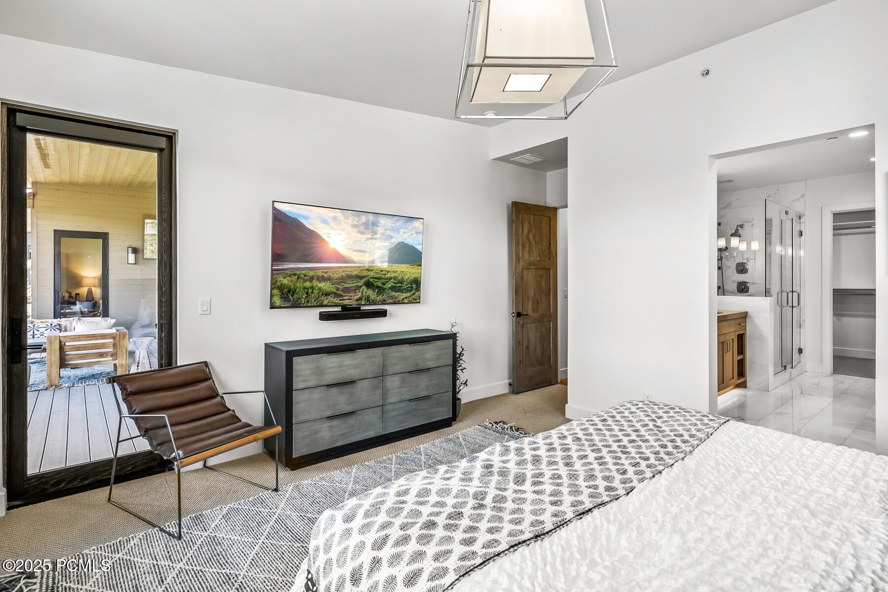 Park City, Utah 84098, United States, 4 Bedrooms Bedrooms, ,4 BathroomsBathrooms,Residential,Active,86007