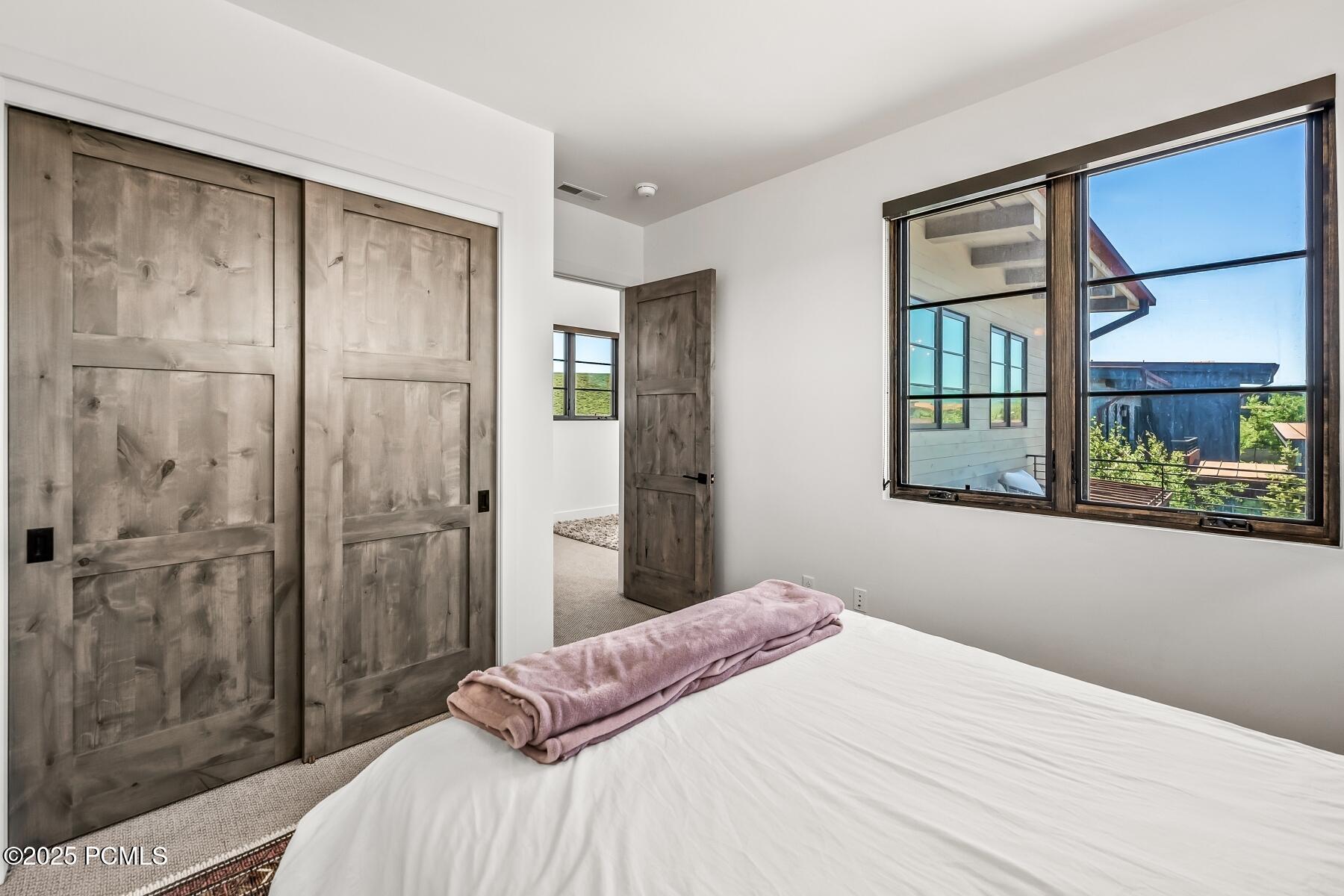 Park City, Utah 84098, United States, 4 Bedrooms Bedrooms, ,4 BathroomsBathrooms,Residential,Active,86007