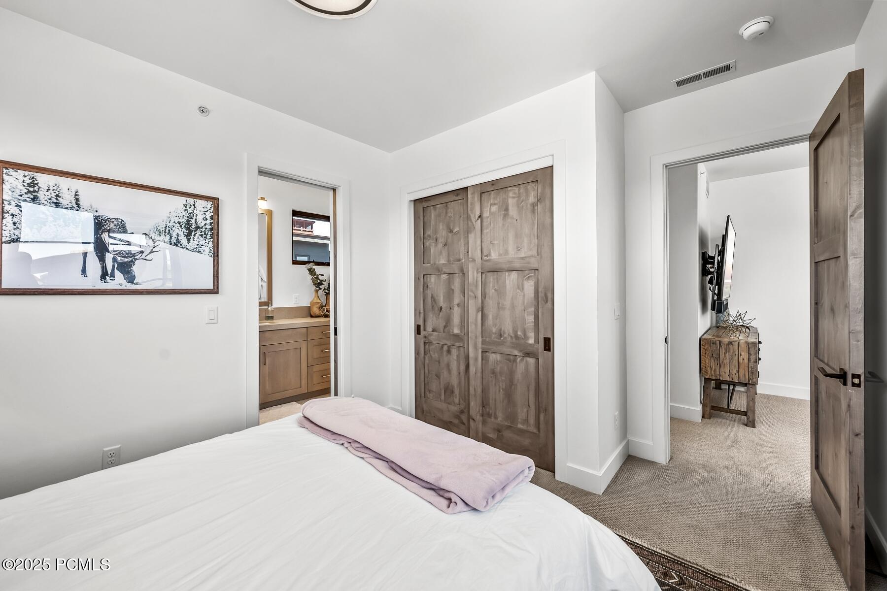 Park City, Utah 84098, United States, 4 Bedrooms Bedrooms, ,4 BathroomsBathrooms,Residential,Active,86007