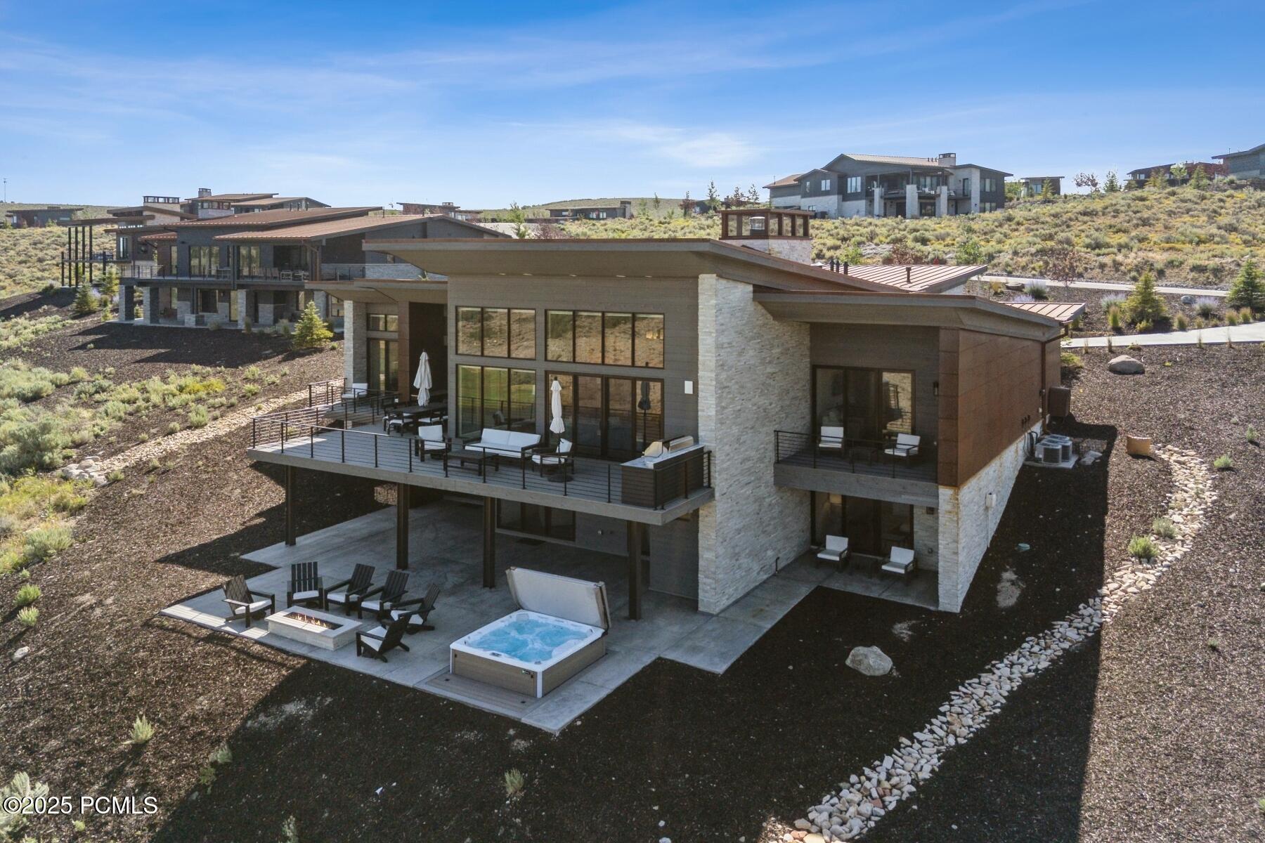Park City, Utah 84098, United States, 4 Bedrooms Bedrooms, ,5 BathroomsBathrooms,Residential,Active,181725