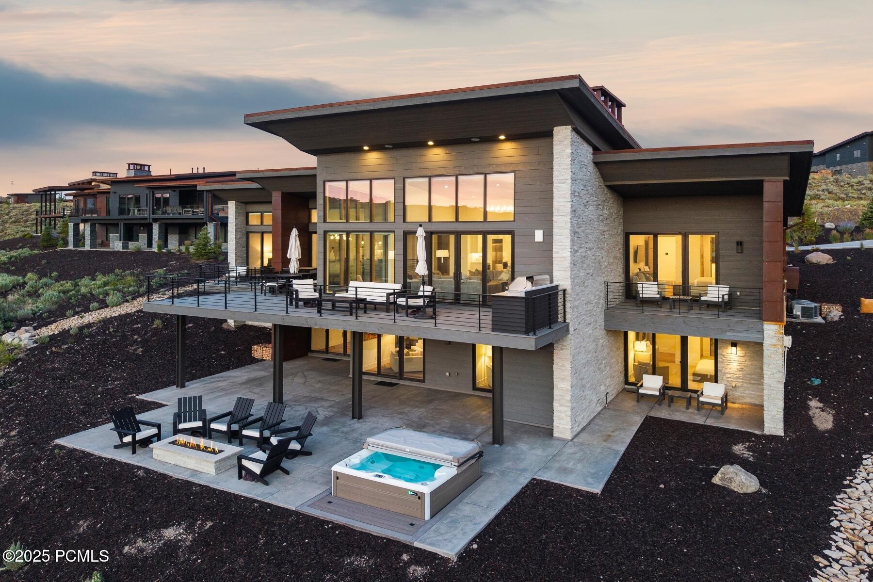 Park City, Utah 84098, United States, 4 Bedrooms Bedrooms, ,5 BathroomsBathrooms,Residential,Active,181725