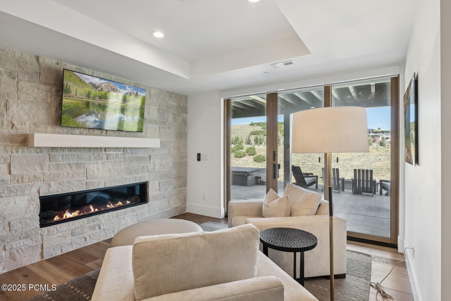 Park City, Utah 84098, United States, 4 Bedrooms Bedrooms, ,5 BathroomsBathrooms,Residential,Active,181725