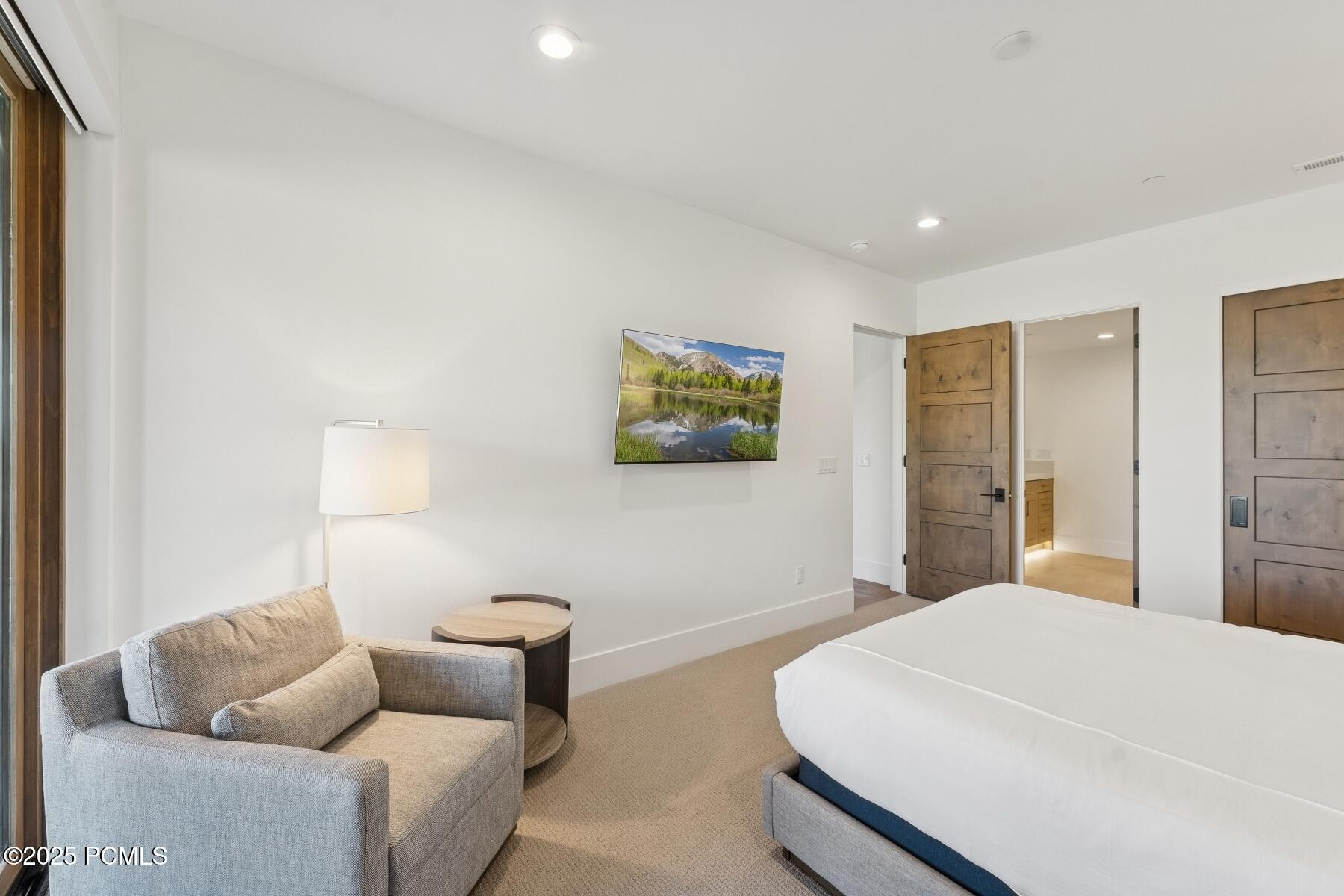 Park City, Utah 84098, United States, 4 Bedrooms Bedrooms, ,5 BathroomsBathrooms,Residential,Active,181725