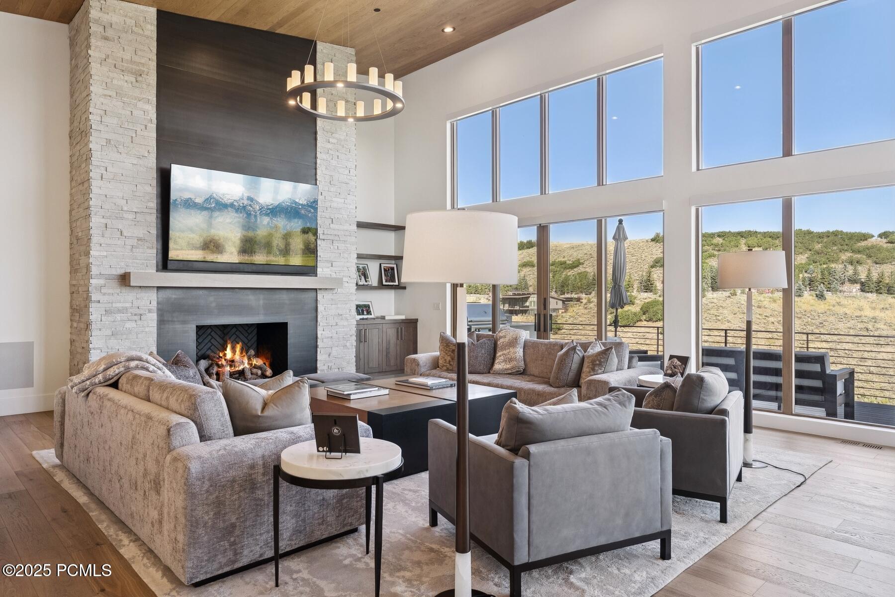 Park City, Utah 84098, United States, 4 Bedrooms Bedrooms, ,5 BathroomsBathrooms,Residential,Active,181725