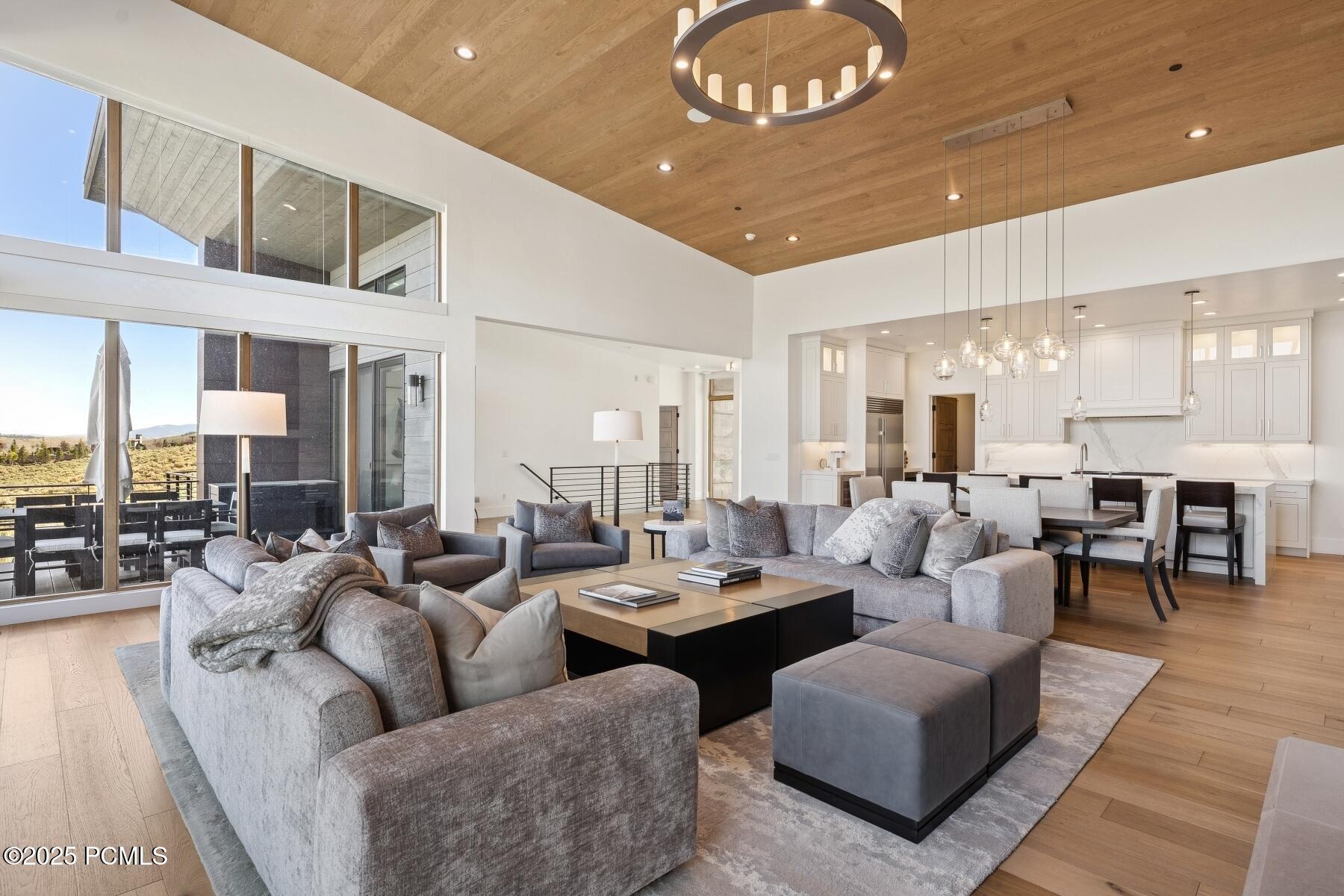 Park City, Utah 84098, United States, 4 Bedrooms Bedrooms, ,5 BathroomsBathrooms,Residential,Active,181725